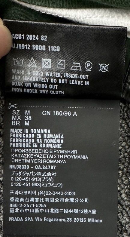 Prada Prada Short Sleeve K12 Size US M / EU 48-50 / 2 - 6 Thumbnail