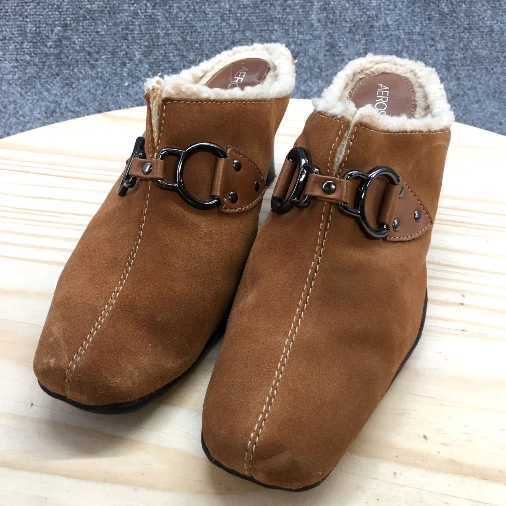 Vintage Aerosoles Heels Womens 10 B Cinch Shearly Mules Brown Leather Slip On Heels Block Fur Trim Size US 10 / IT 40 - 4 Thumbnail