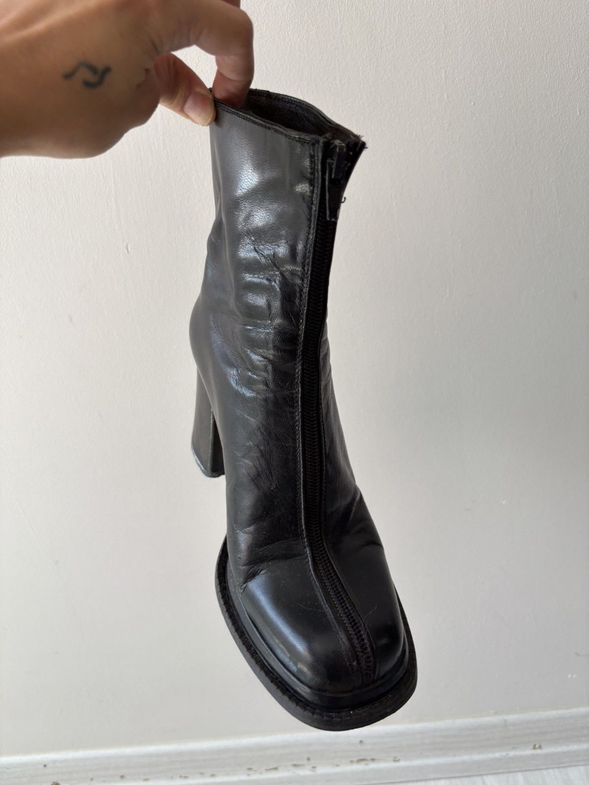 Vintage İtalian leather boots Size US 6 / IT 36 - 13 Thumbnail