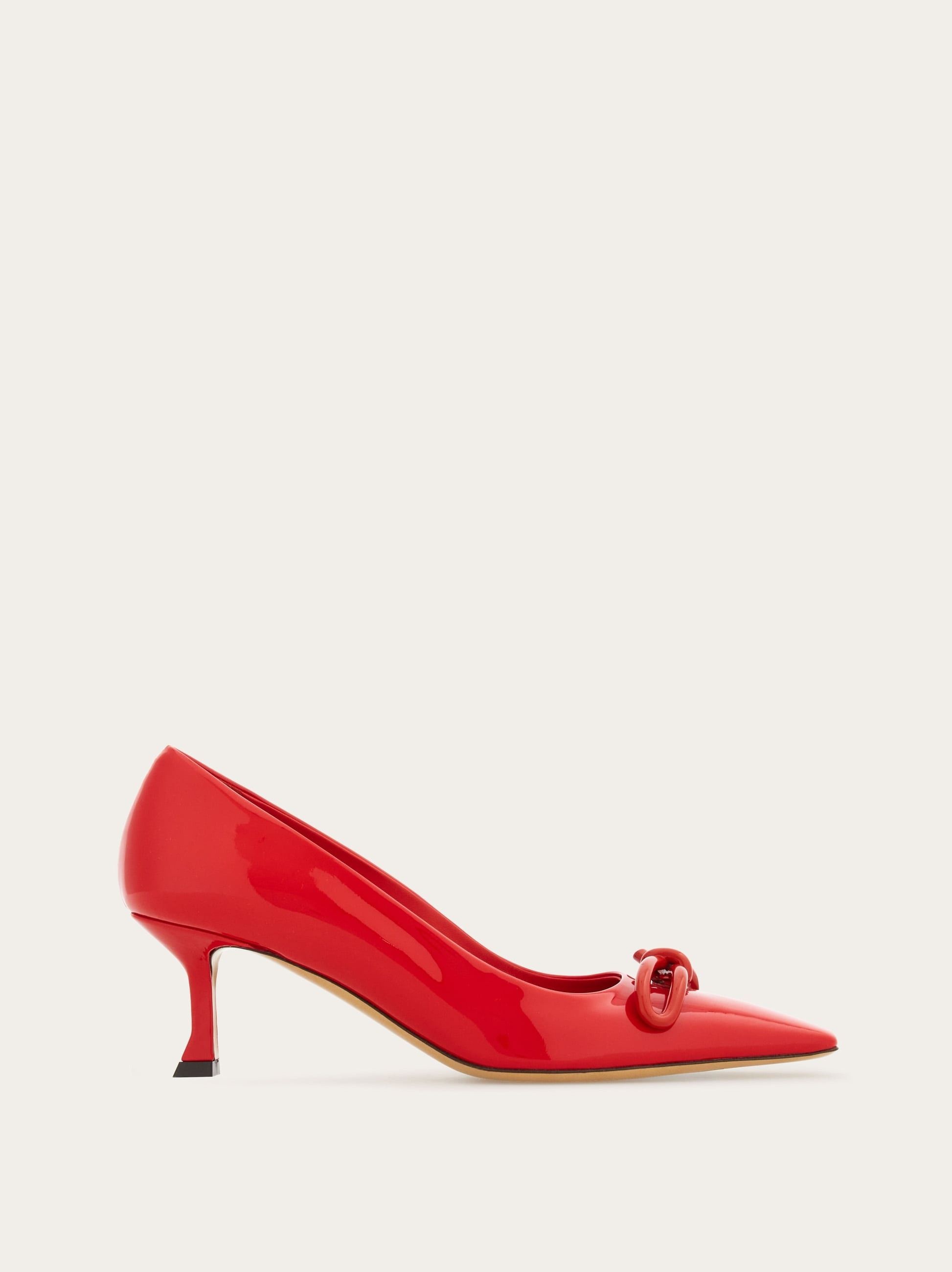 o1s1rm0924 Detailing Leather Pumps in Red