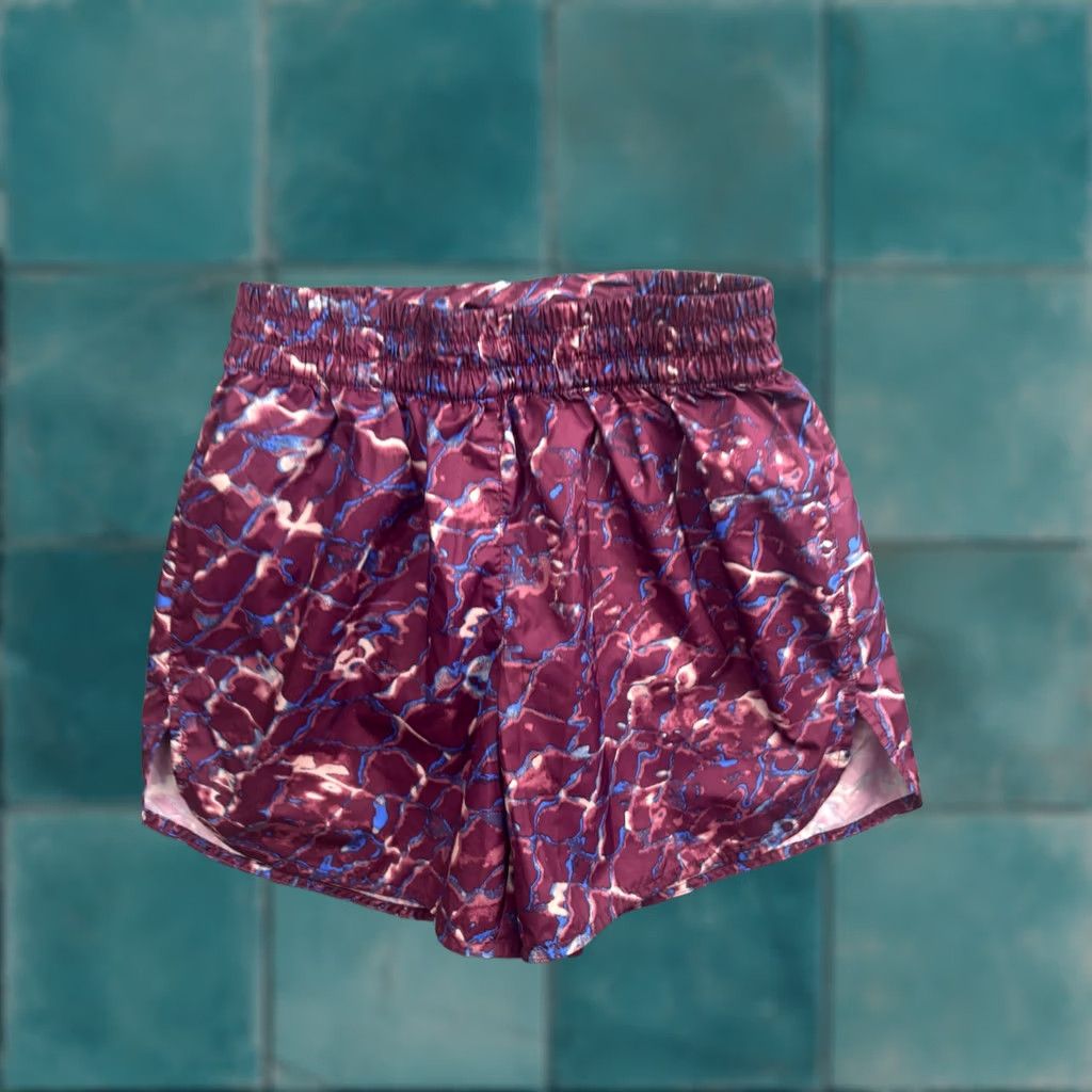 The North Face The North Face Running Shorts Womens XS Purple Print Lined Zip Pocket Gym Size 26" / US 2 / IT 38 - 1 Thumbnail