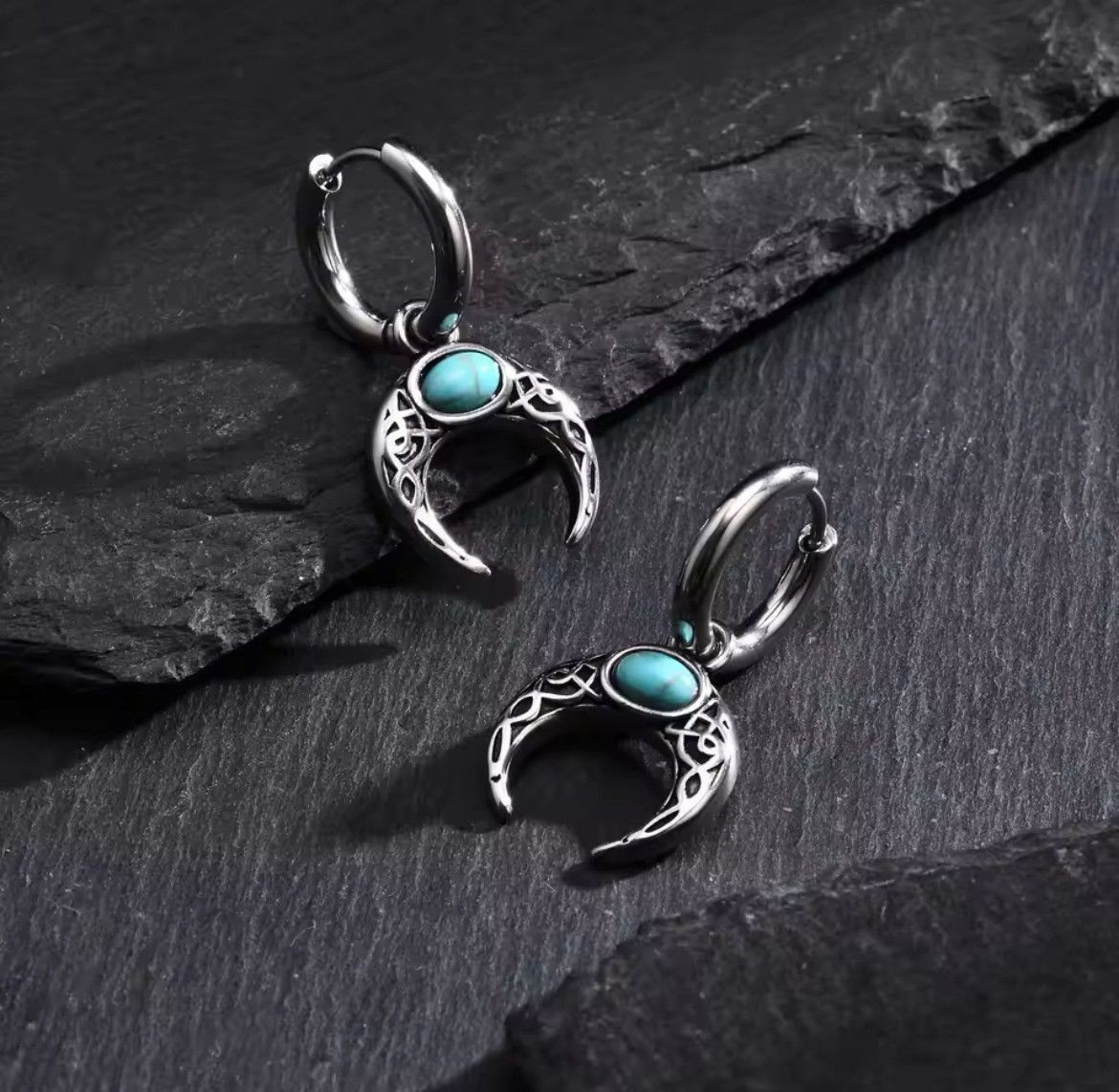 Vintage Vintage Moon Shape Hoop Earrings Size ONE SIZE - 2 Thumbnail