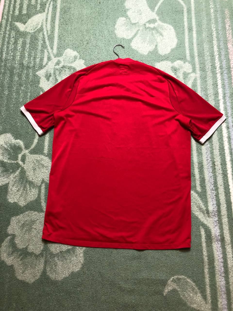 Umbro England Football 2010-2012 Team Jersey Umbro Men's Size XL Size US XL / EU 56 / 4 - 15 Thumbnail