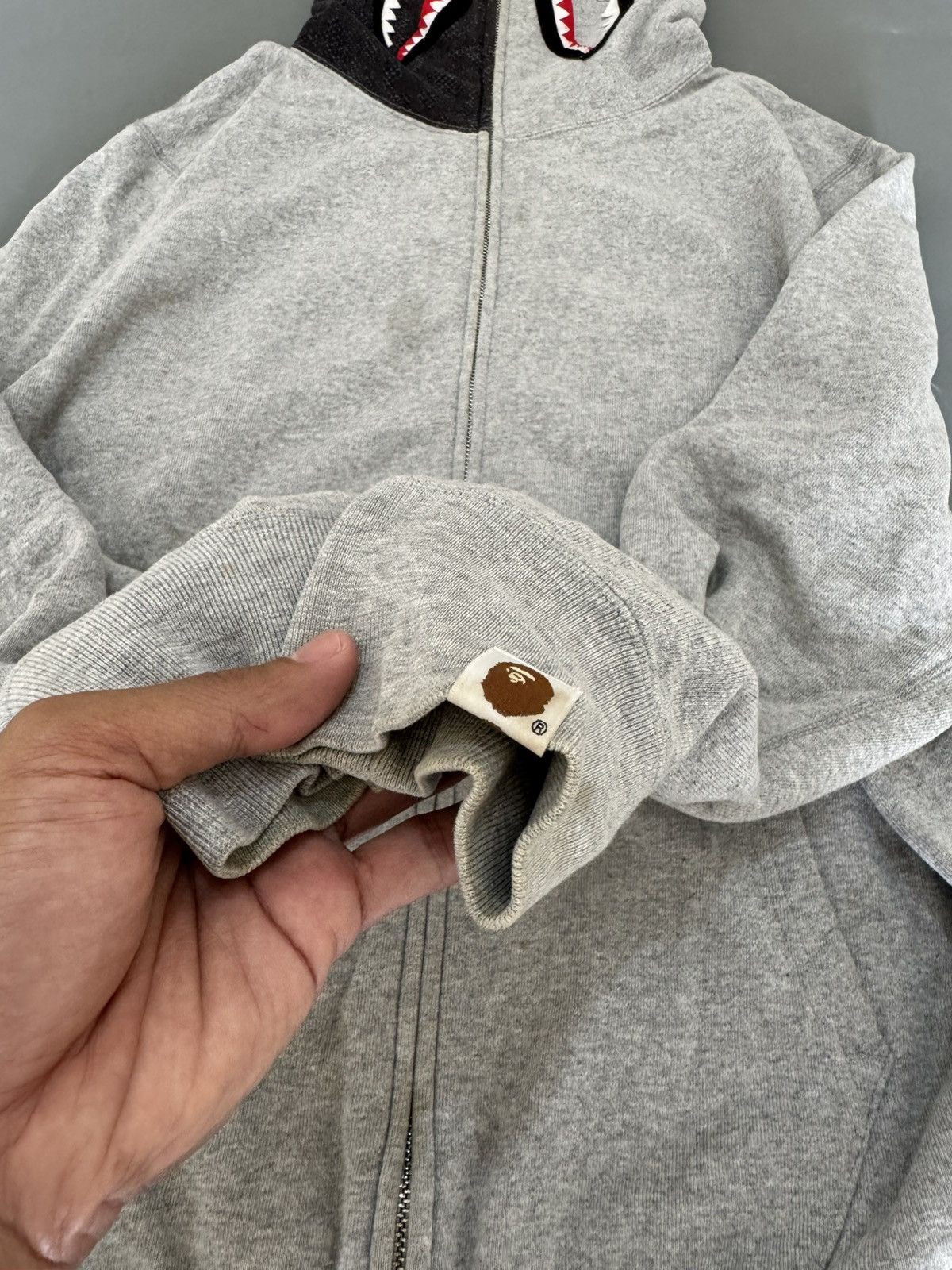 Bape VINTAGE BAPE SHARK WGM GREY ZIP HOODIE Size US XL / EU 56 / 4 - 8 Thumbnail