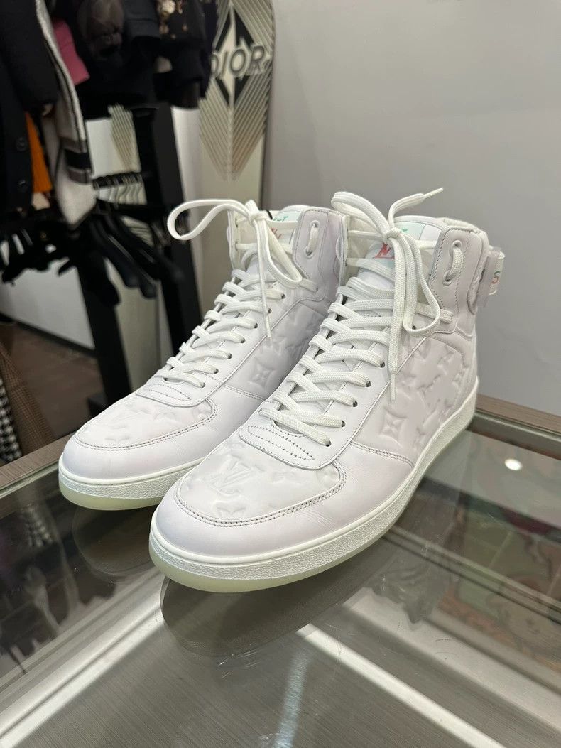 Louis Vuitton Louis Vuitton White High-Top Logo Sneakers - dmc Size US 9 / EU 42 - 1 Thumbnail
