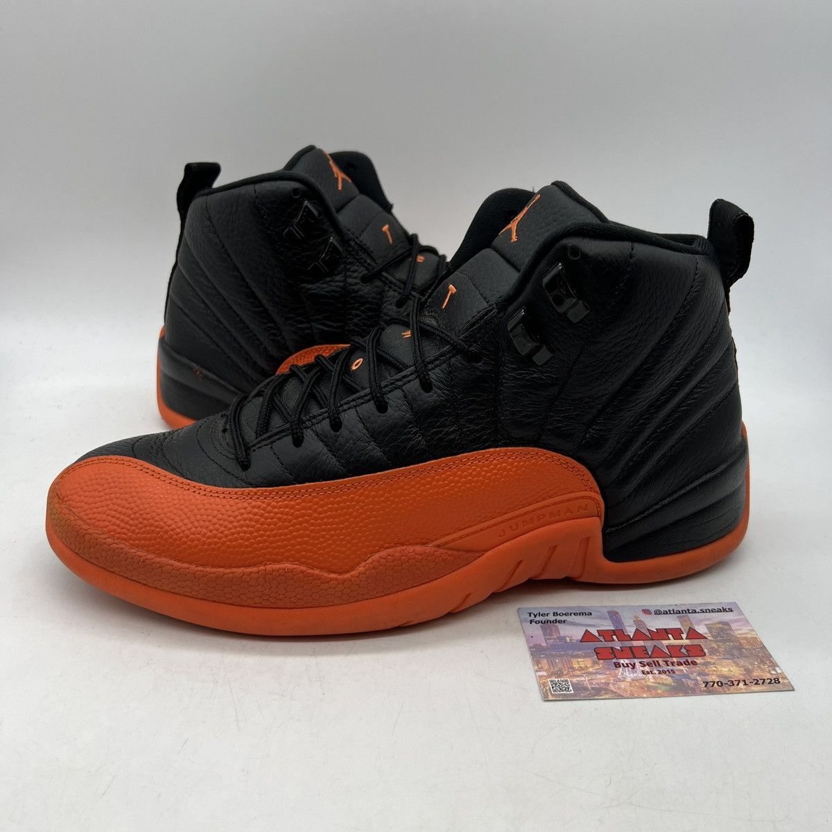 Wmns air Jordan 12 brilliant orange
