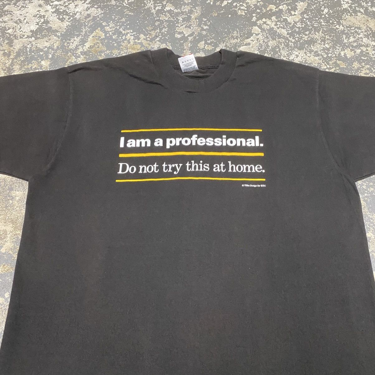 Japanese Brand × Vintage Vintage I Am A Professional Don’t Try This At Home Tshirt Size US L / EU 52-54 / 3 - 7 Thumbnail