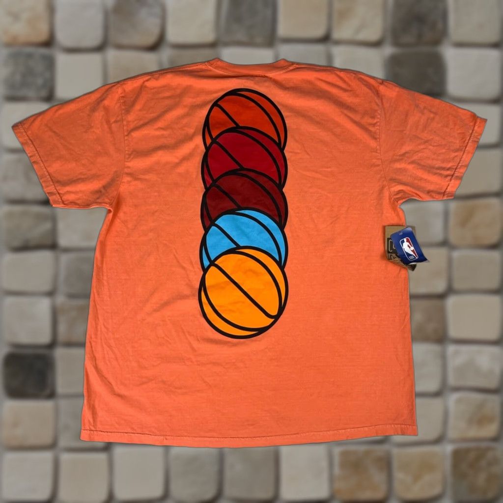 Vintage NWT Court Culture Miami Heat Mashup Ball Tee Melon Sz 2XL Size US XXL / EU 58 / 5 - 1 Thumbnail