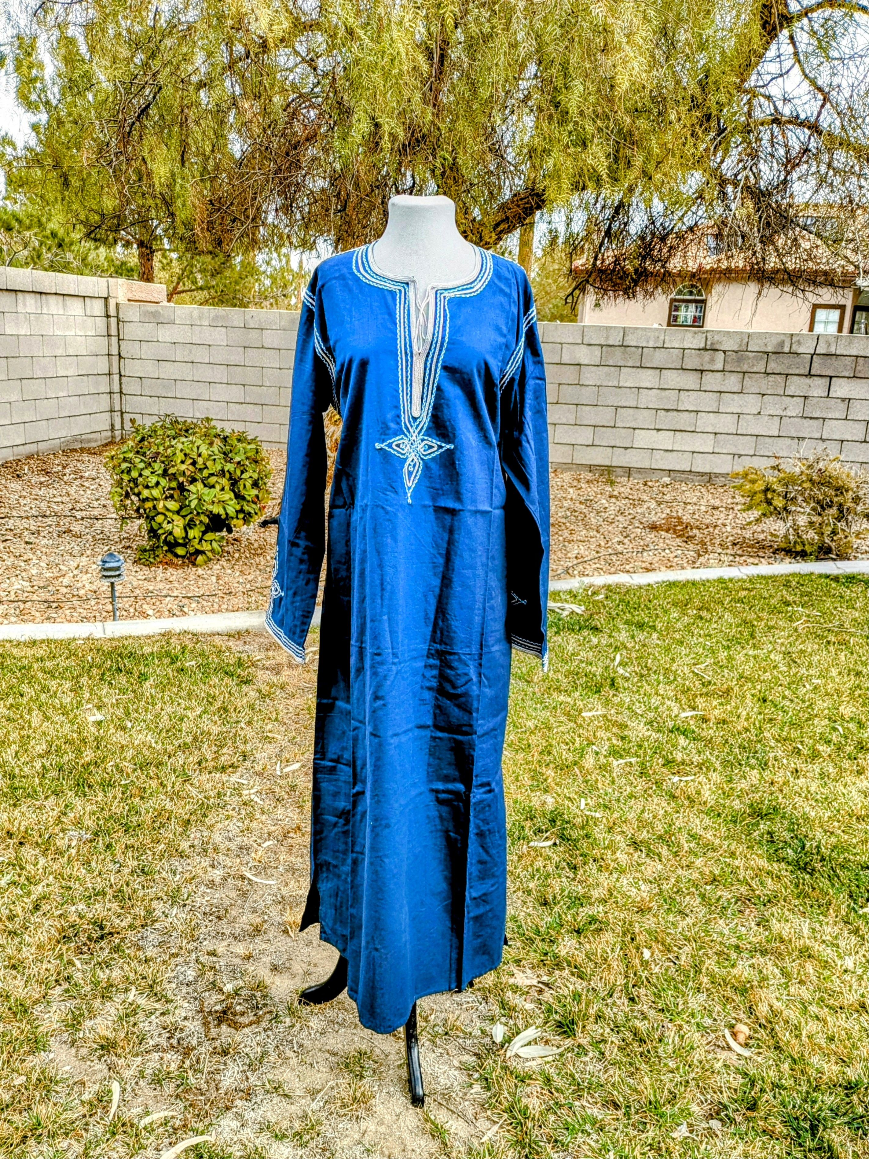 Designer Jubba/Kimono/Kaftan/Paofu/Thobe/Cassock Robe Embroidered Size S / US 4 / IT 40 - 1 Thumbnail