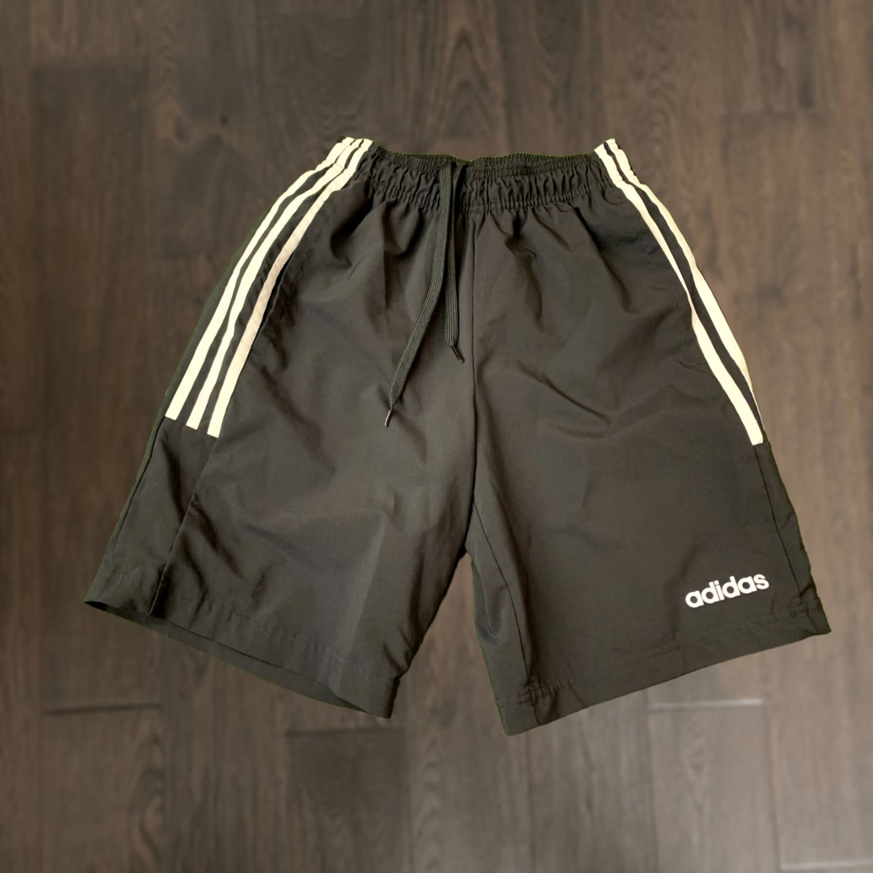 Adidas ADIDAS Performance 2019 Men Sport Training Shorts XS Solid Training Men XS Black and White 2019 Adidas Perdormance Size US 27 - 1 Thumbnail