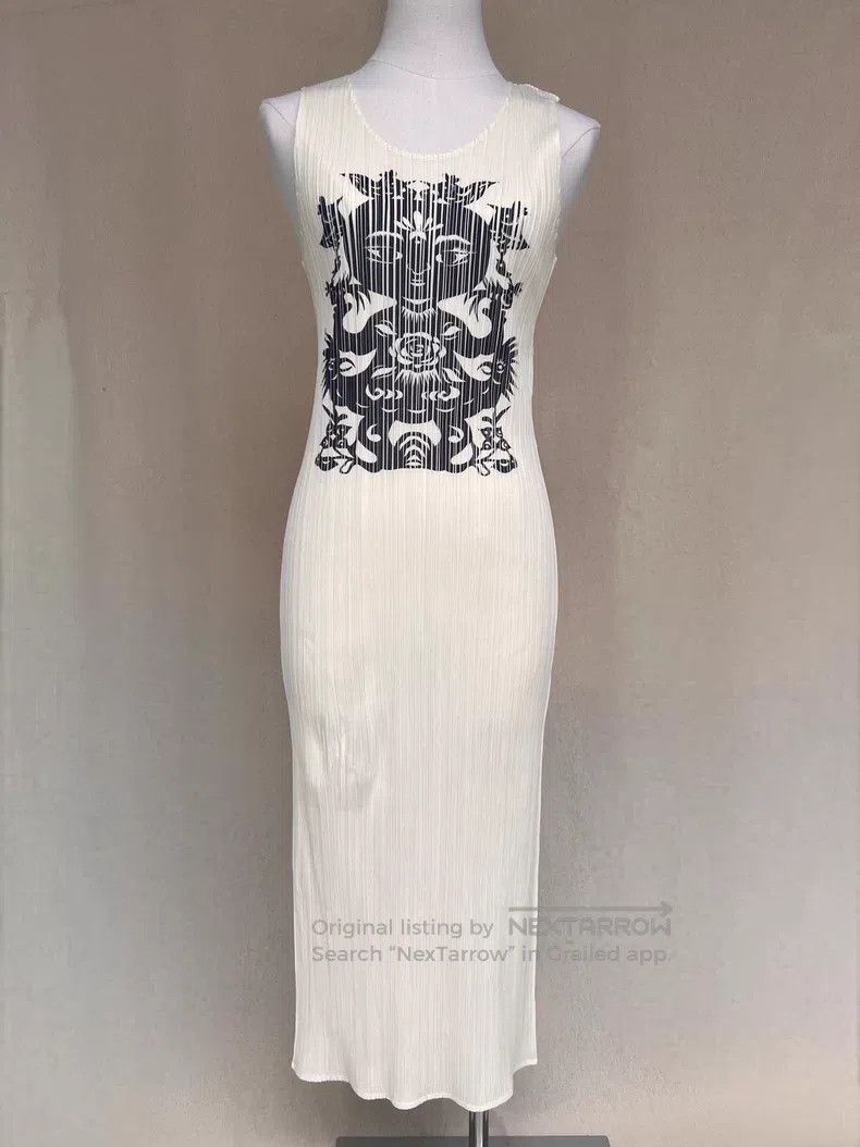 Issey Miyake Issey Miyake White Dress Size XL / US 12-14 / IT 48-50 - 1 Thumbnail