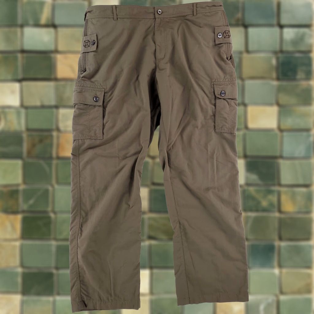 Vintage Clothing Arts Pants P Cubed Pick Pocket Proof Green Mens 40 x 31 Cargo Inseam 31 Regular 40 Mens Green Cargo Pants Size US 40 / EU 56 - 1 Thumbnail