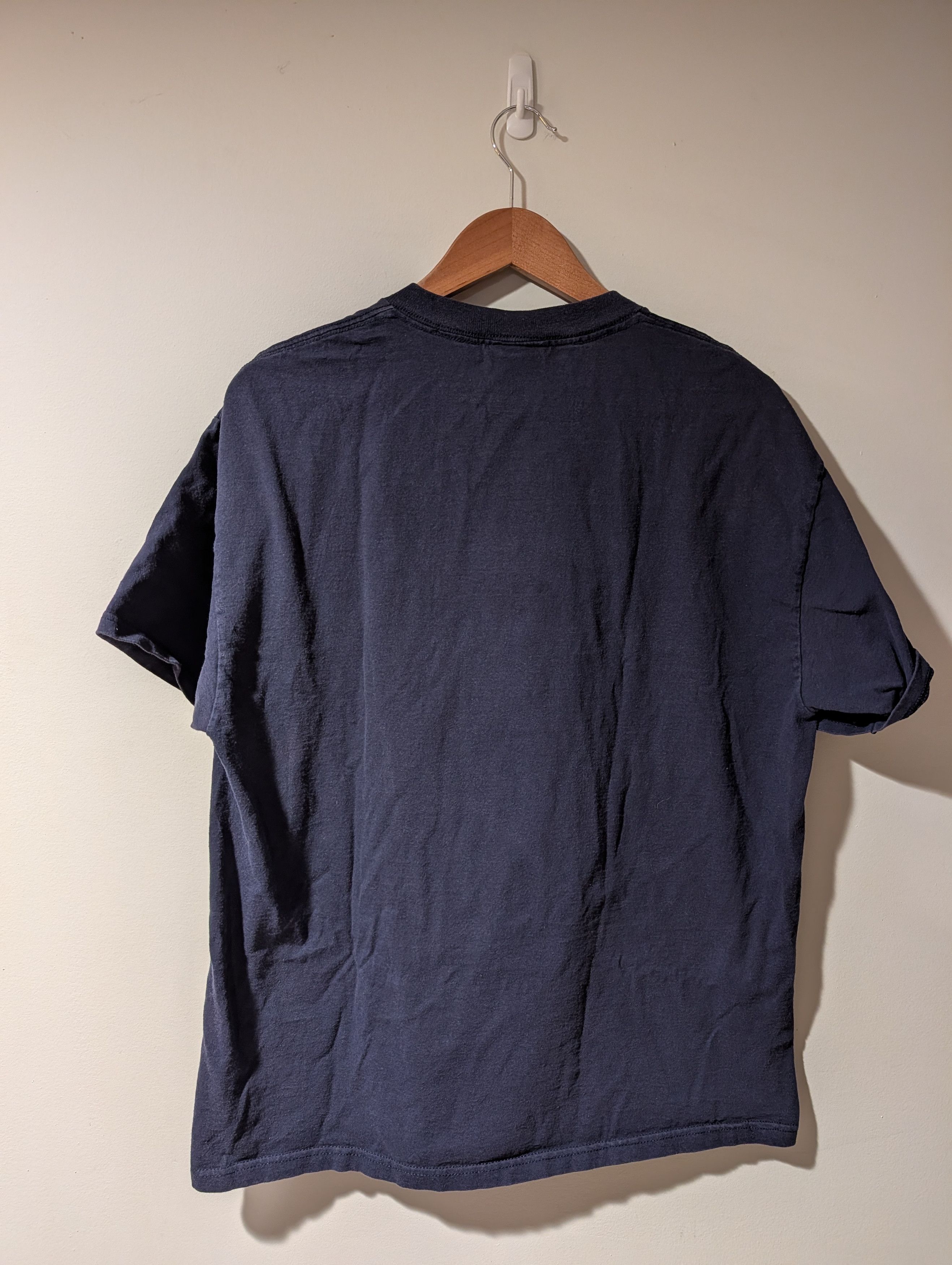 Nike Nike Just Do It Faded Pixel Graphic Y2K Vintage T-Shirt L Size US L / EU 52-54 / 3 - 7 Thumbnail