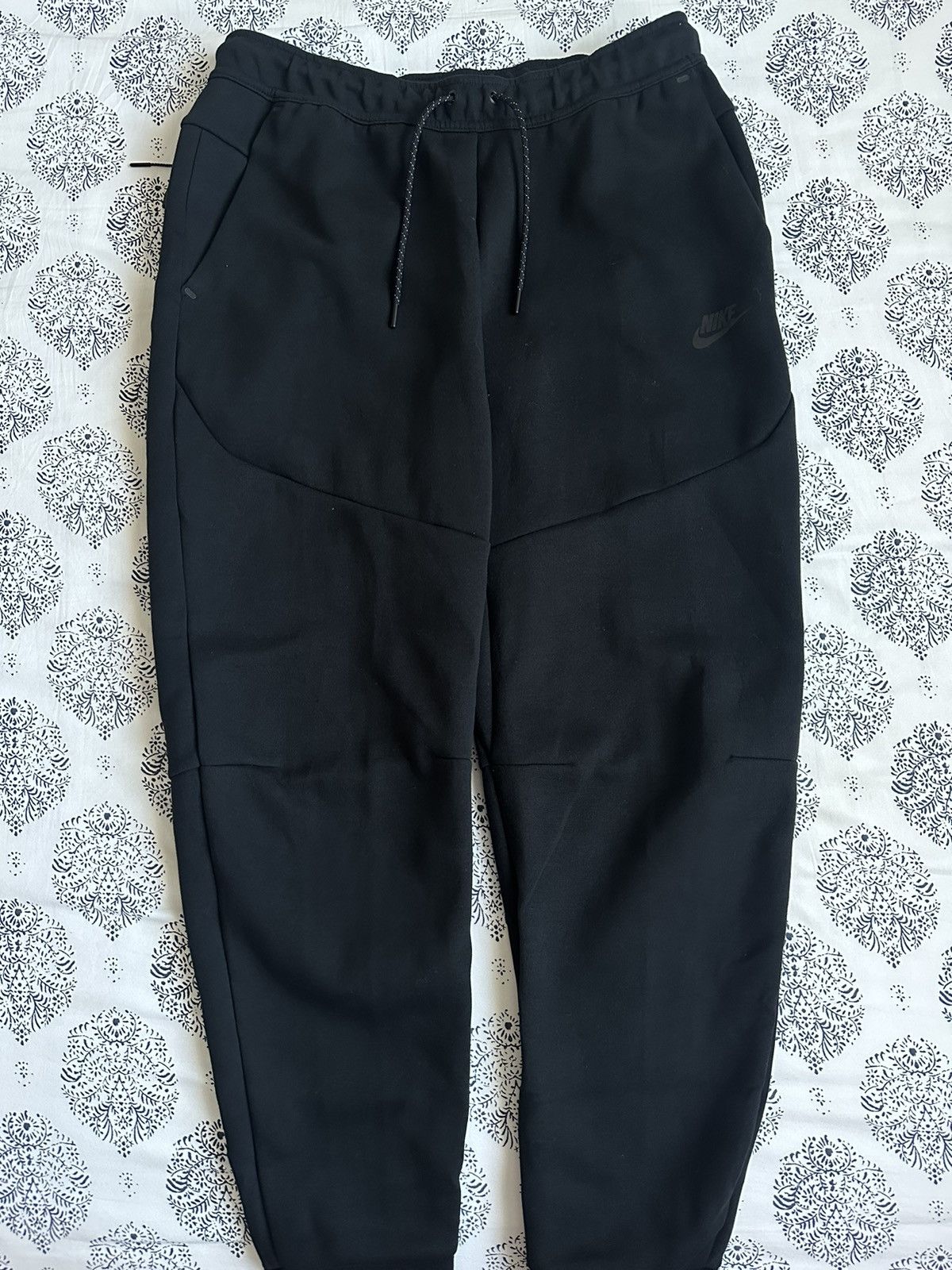 Nike Nike tech pants | Grailed