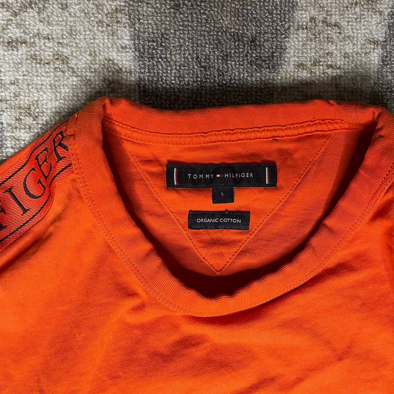 Tommy Hilfiger Tommy Hilfiger T-Shirt Size US L / EU 52-54 / 3 - 2 Thumbnail