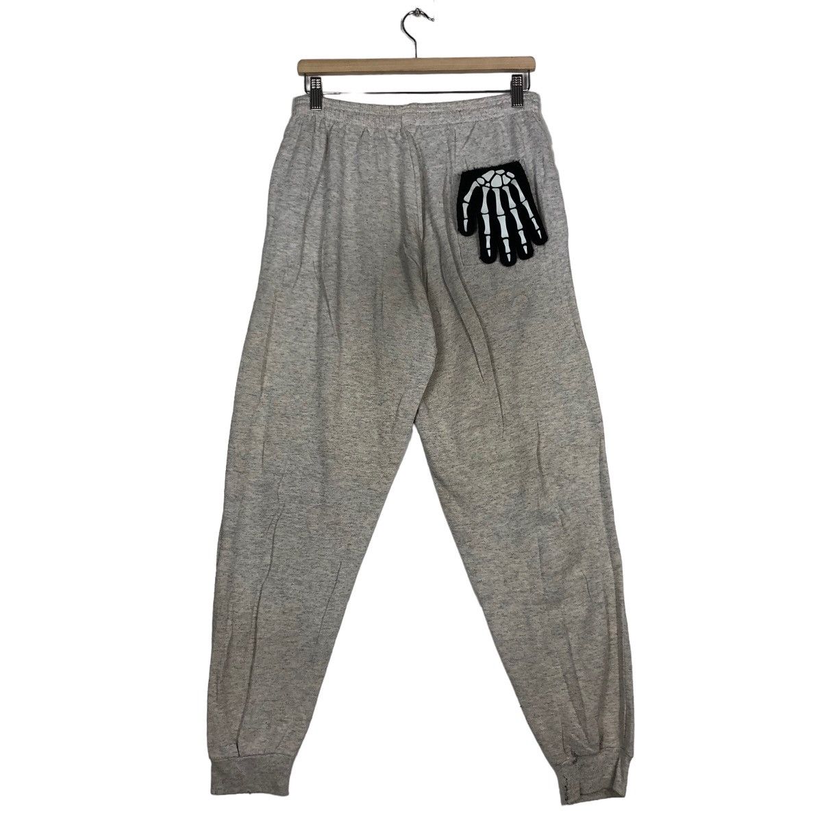 Japanese Brand 🔥90’s Chicago Bulls Sweatpants Big Logo Streetwear Size US 32 / EU 48 - 7 Thumbnail