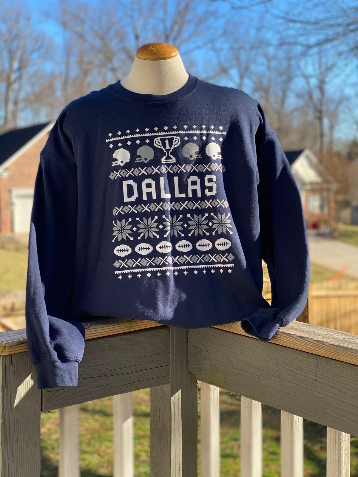 Gildan Men’s Dallas Cowboys Winter Sweatshirt -2XL Size US XXL / EU 58 / 5 - 1 Preview
