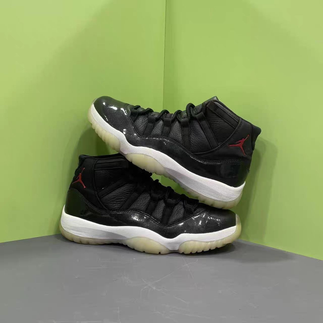 Jordan Brand Air Jordan 11 Retro "72-10" Basketball Shoes K15 Size US 9 / EU 42 - 4 Thumbnail