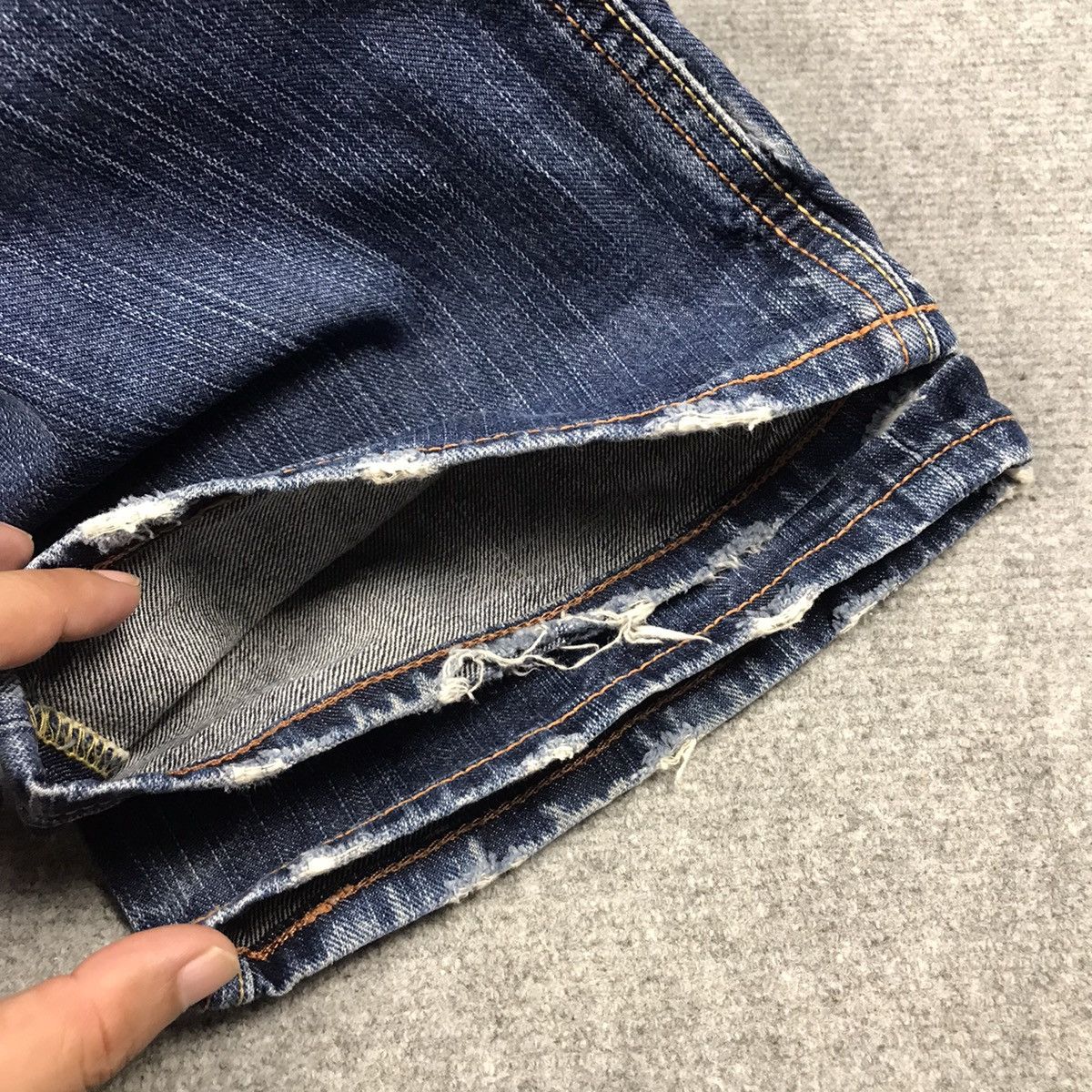 Beauty Beast × Japanese Brand FLARE LIBERTO XXX DENIM DESIGN ACID DISTRESSED BOOTCUT JEANS Size US 30 / EU 46 - 24 Thumbnail