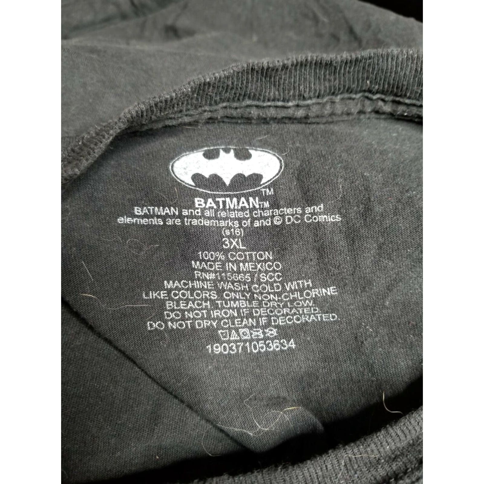 DC Comics VINTAGE DC Comics Batman T-Shirt Logo Symbol Crew Neck 3XL Black Mens Graphic Tee 2010s Size US XXL / EU 58 / 5 - 4 Thumbnail