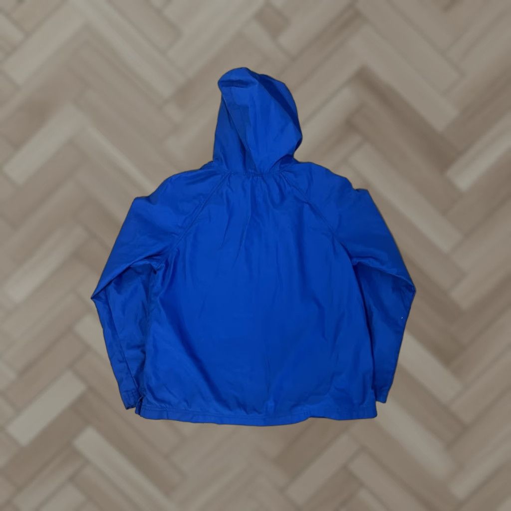 Vintage VINTAGE ROXY Windbreaker Jacket Womens Blue L Size Large Windbreaker Softshell Polyester Jacket Women Blue Vintage ROXY Windbreaker Jacket L Womens Size L / US 10 / IT 46 - 1 Thumbnail