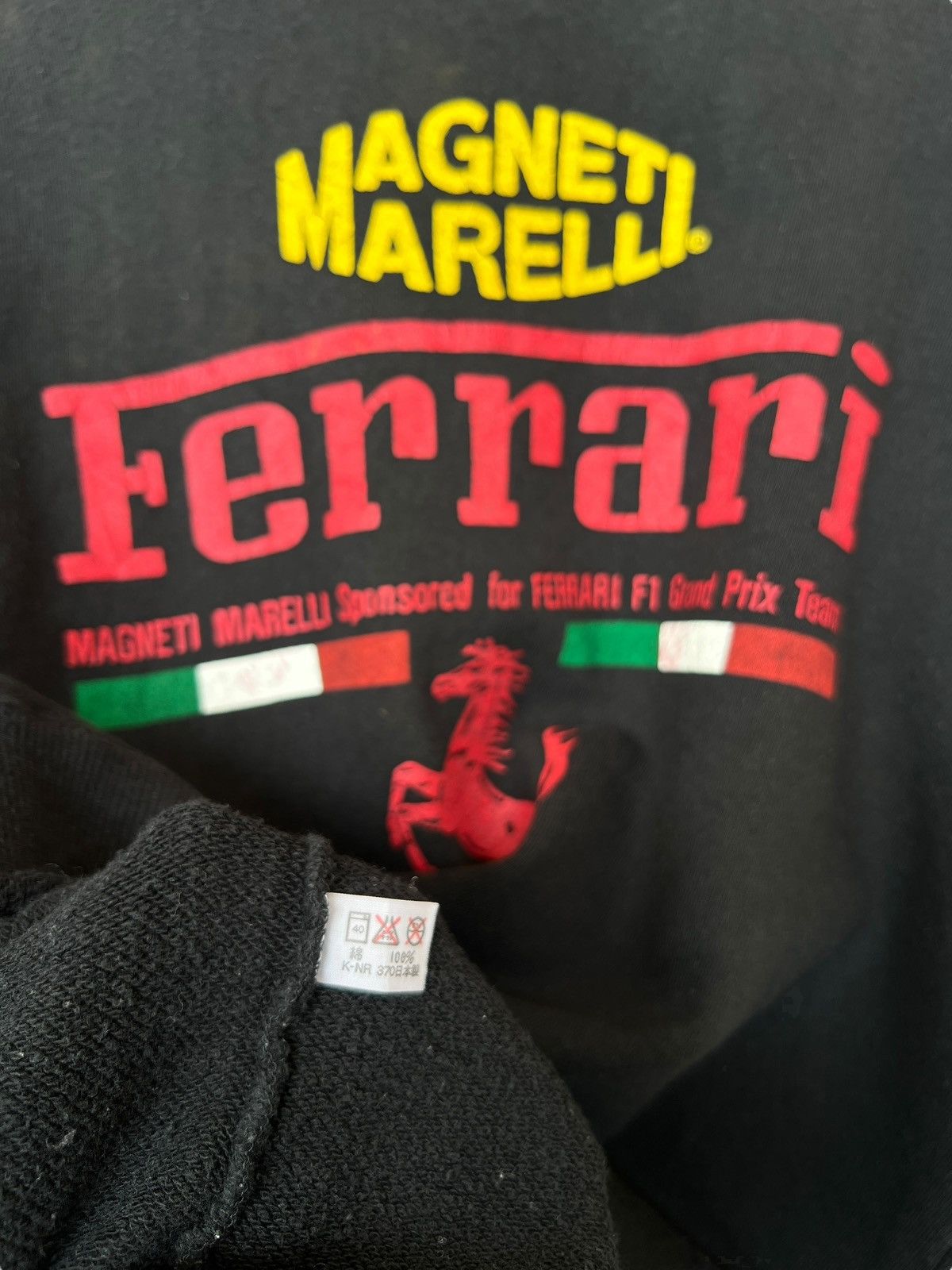 Vintage Vintage 80s Ferrari Magneti Marelli Formula 1 Sweatshirt Size US M / EU 48-50 / 2 - 7 Thumbnail