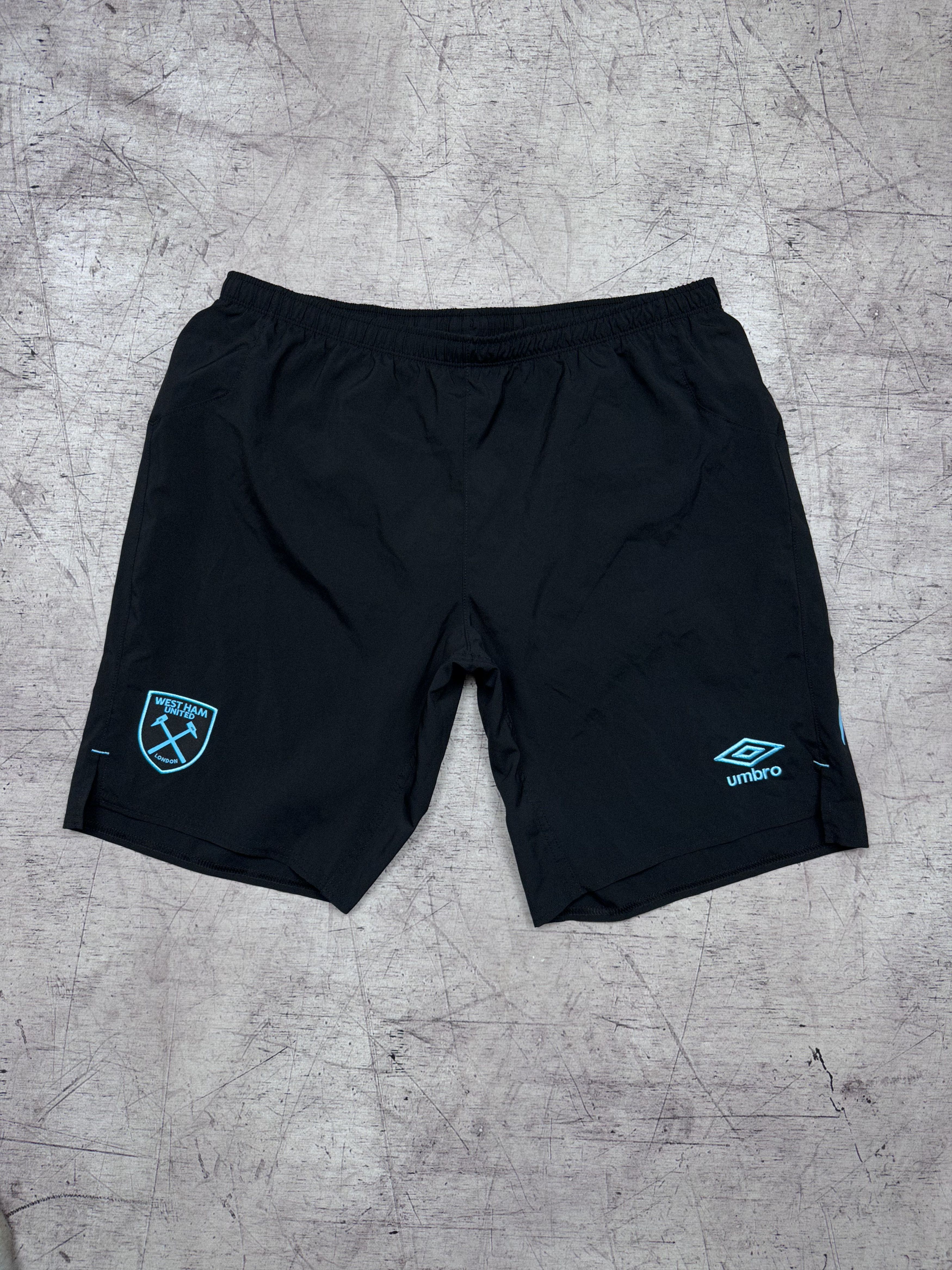 Umbro Umbro West Ham United Mens Shorts Size US 34 / EU 50 - 1 Thumbnail