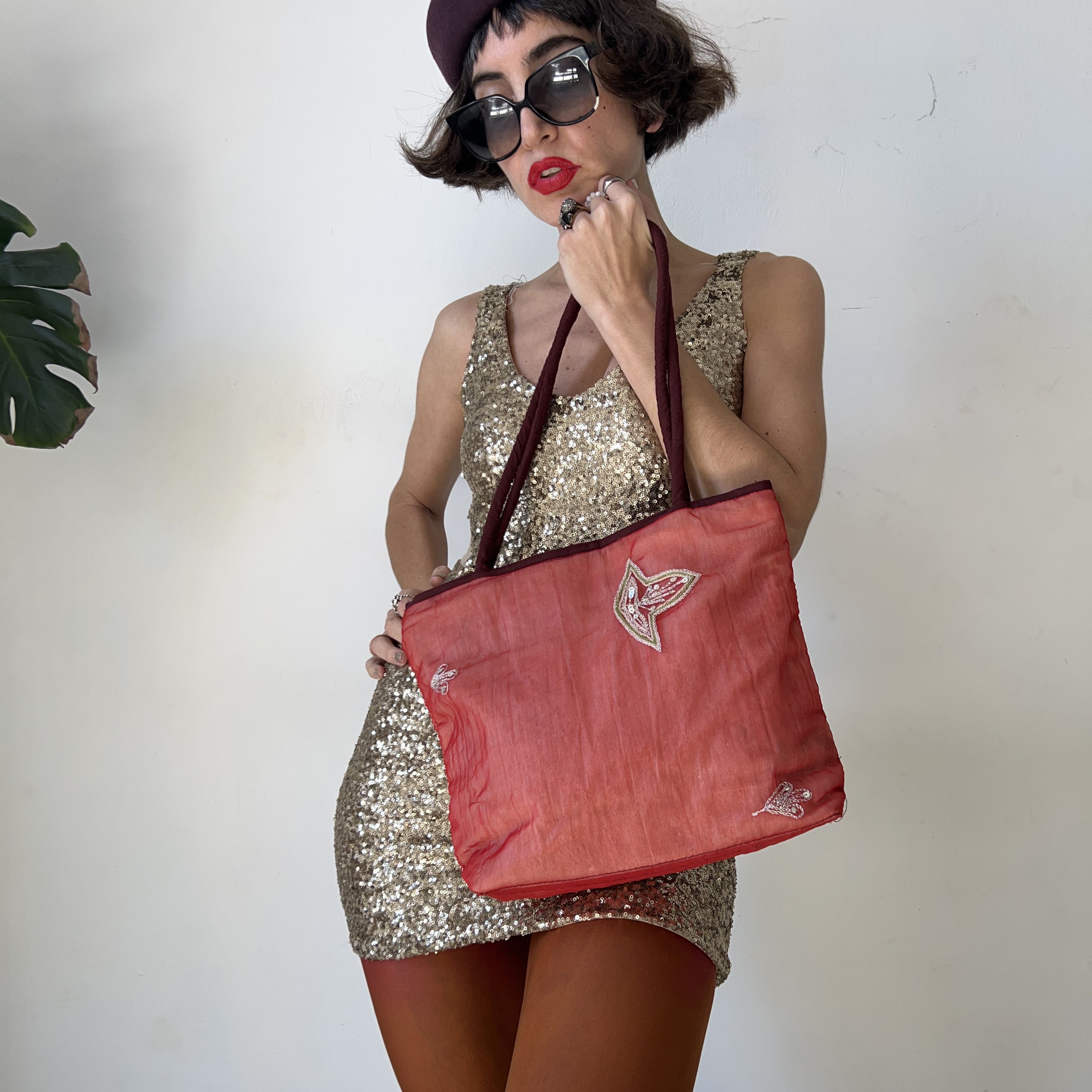 Vintage Vintage Y2K Red Mesh Shoulder Bag Size ONE SIZE - 1 Thumbnail