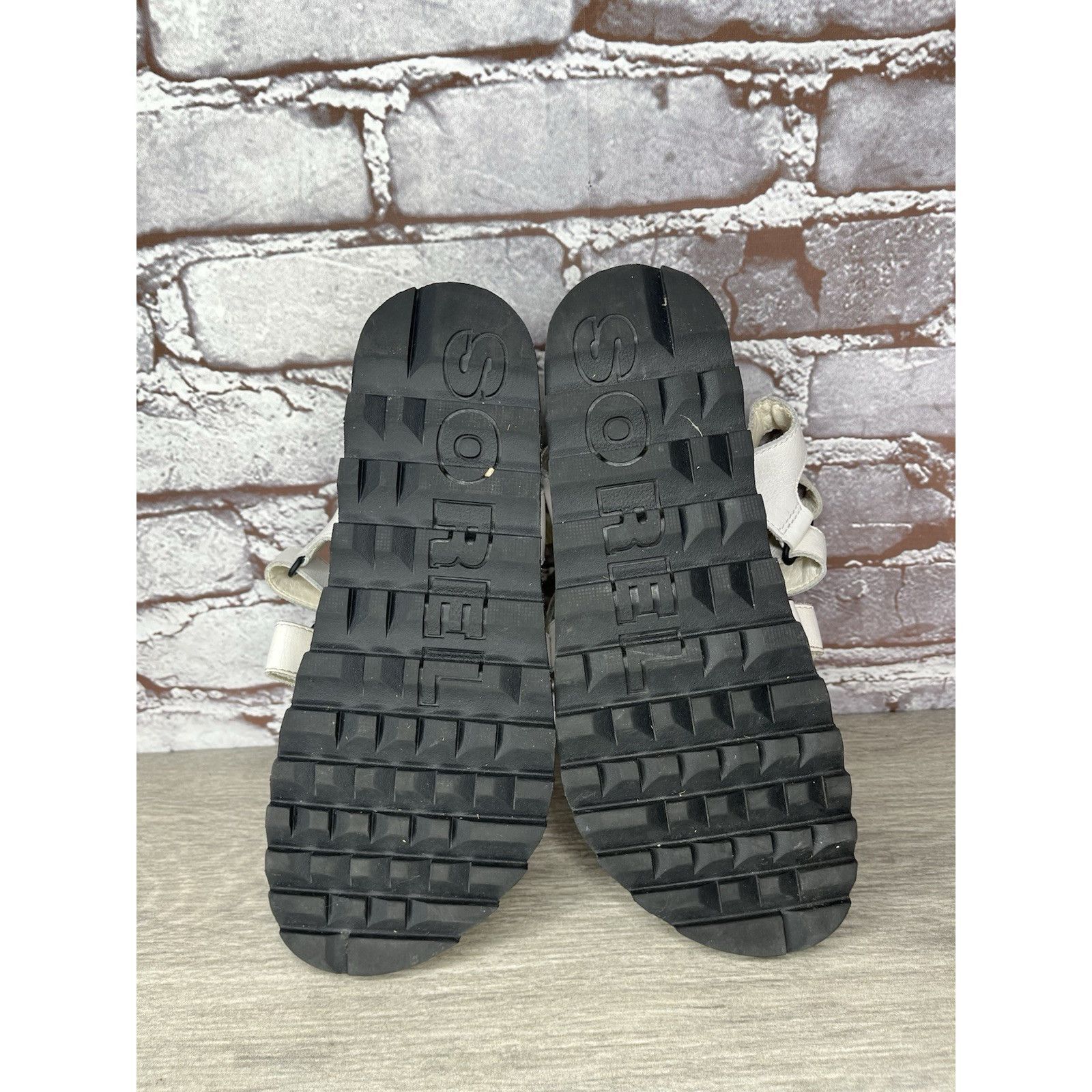 SOREL Sorel Roaming White Leather Multi Strap Platform Sandals Wom Size US 7.5 / IT 37.5 - 18 Thumbnail