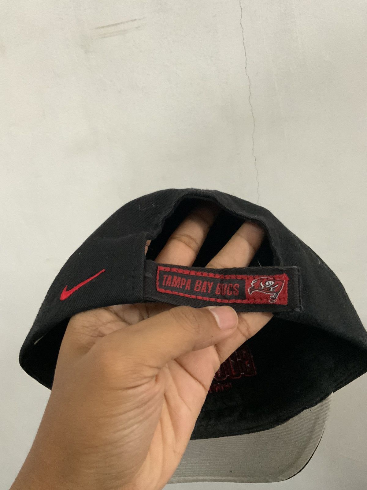 NFL Vintage Nike Tampa Bay Buccaneers NFL Hat Size ONE SIZE - 10 Thumbnail