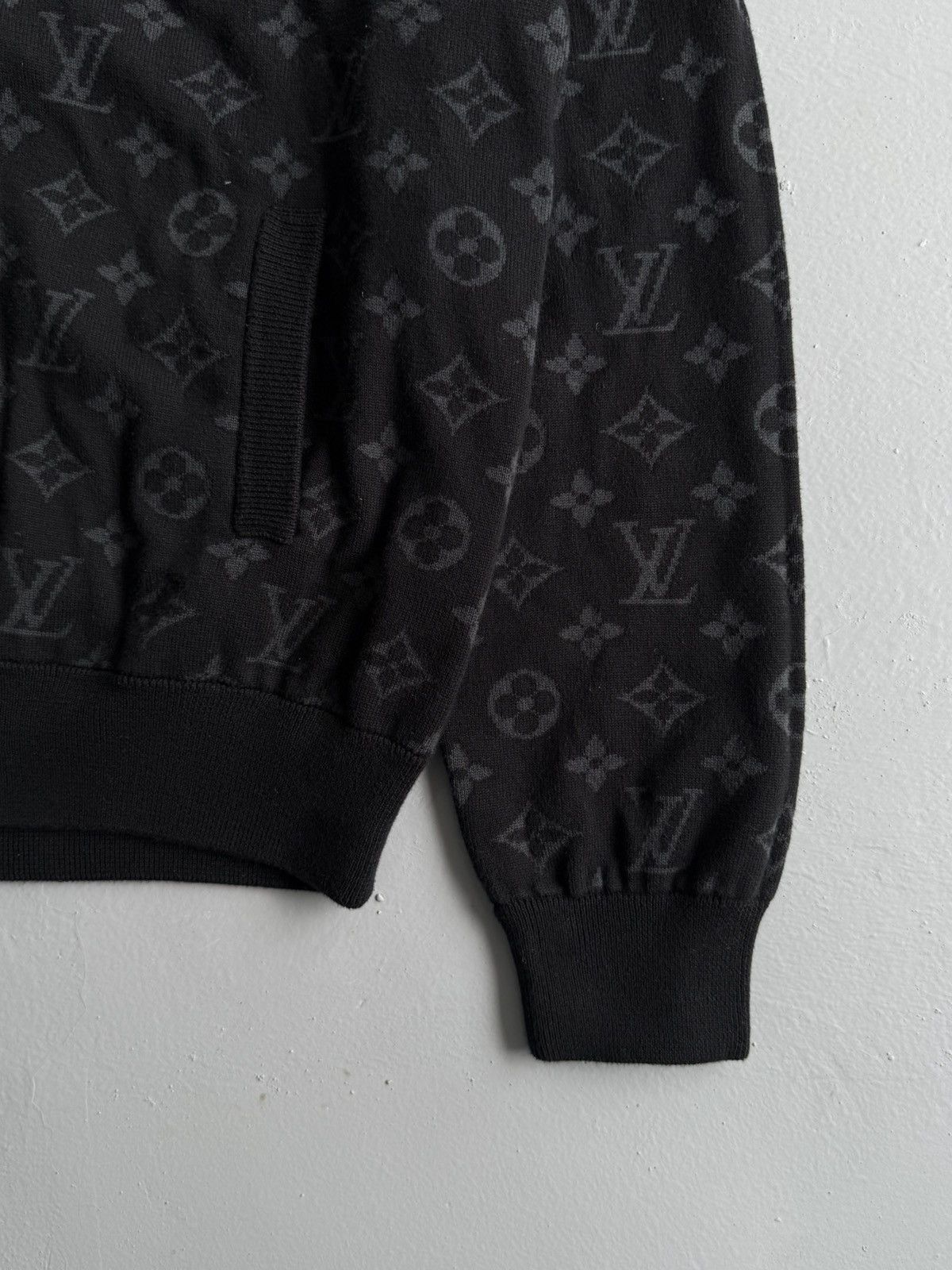 Louis Vuitton × Virgil Abloh Louis Vuitton - Graffiti Monogram Bomber Jacket Size US S / EU 44-46 / 1 - 5 Thumbnail
