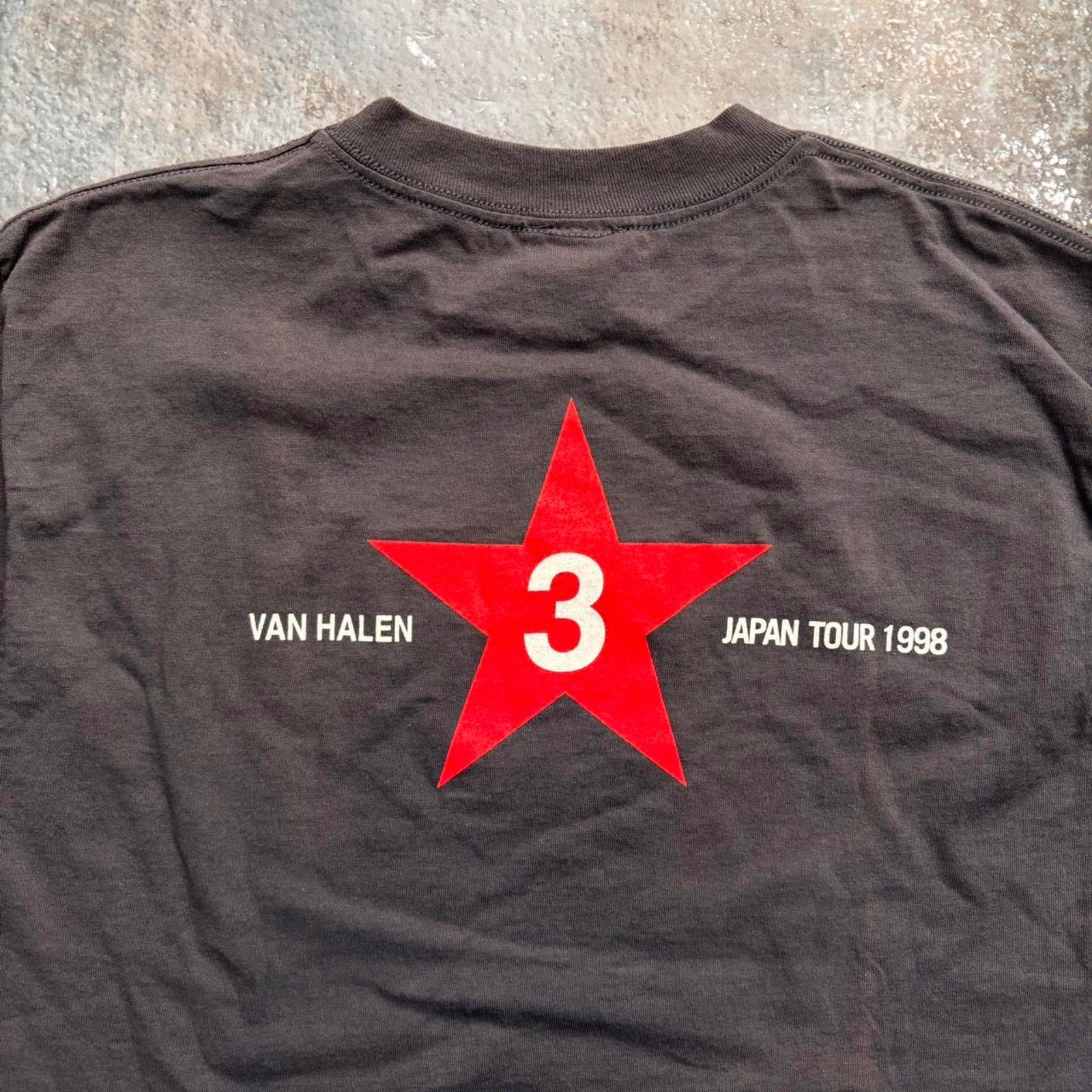 Band Tees × Giant × Vintage Vintage 1998 Van Halen Japan T Shirt! Giant Tag Grey & Red. Size US M / EU 48-50 / 2 - 6 Thumbnail