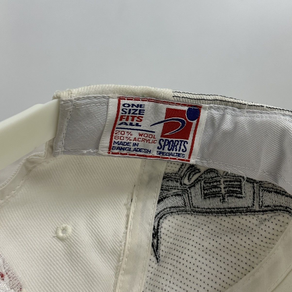 Vintage Vintage Hat Chicago Bulls Lasers Sports Specialties NBA 90s Size ONE SIZE - 6 Thumbnail