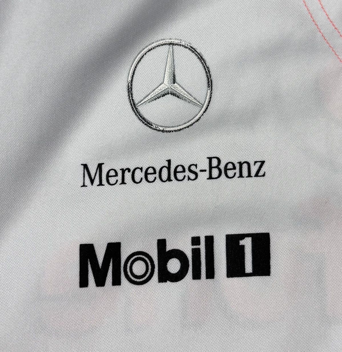 Mercedes-Benz Vodafone Mercedes Benz F1 Racing Team Shirt Jersey Logo Size US L / EU 52-54 / 3 - 5 Thumbnail