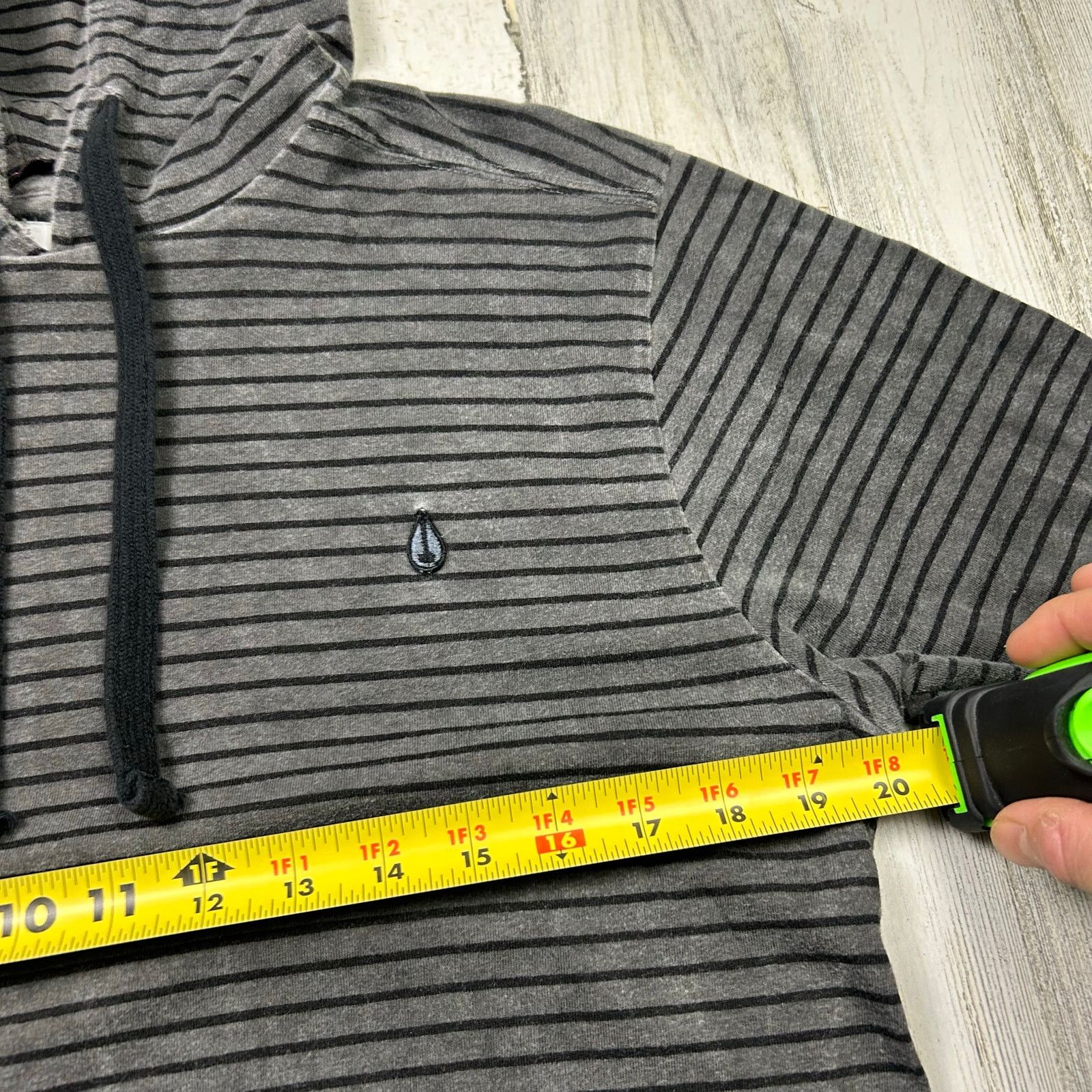 Nixon × Vintage Vintage Nixon Grey and Black Striped Thin Pullover Hoodie Size US M / EU 48-50 / 2 - 7 Thumbnail