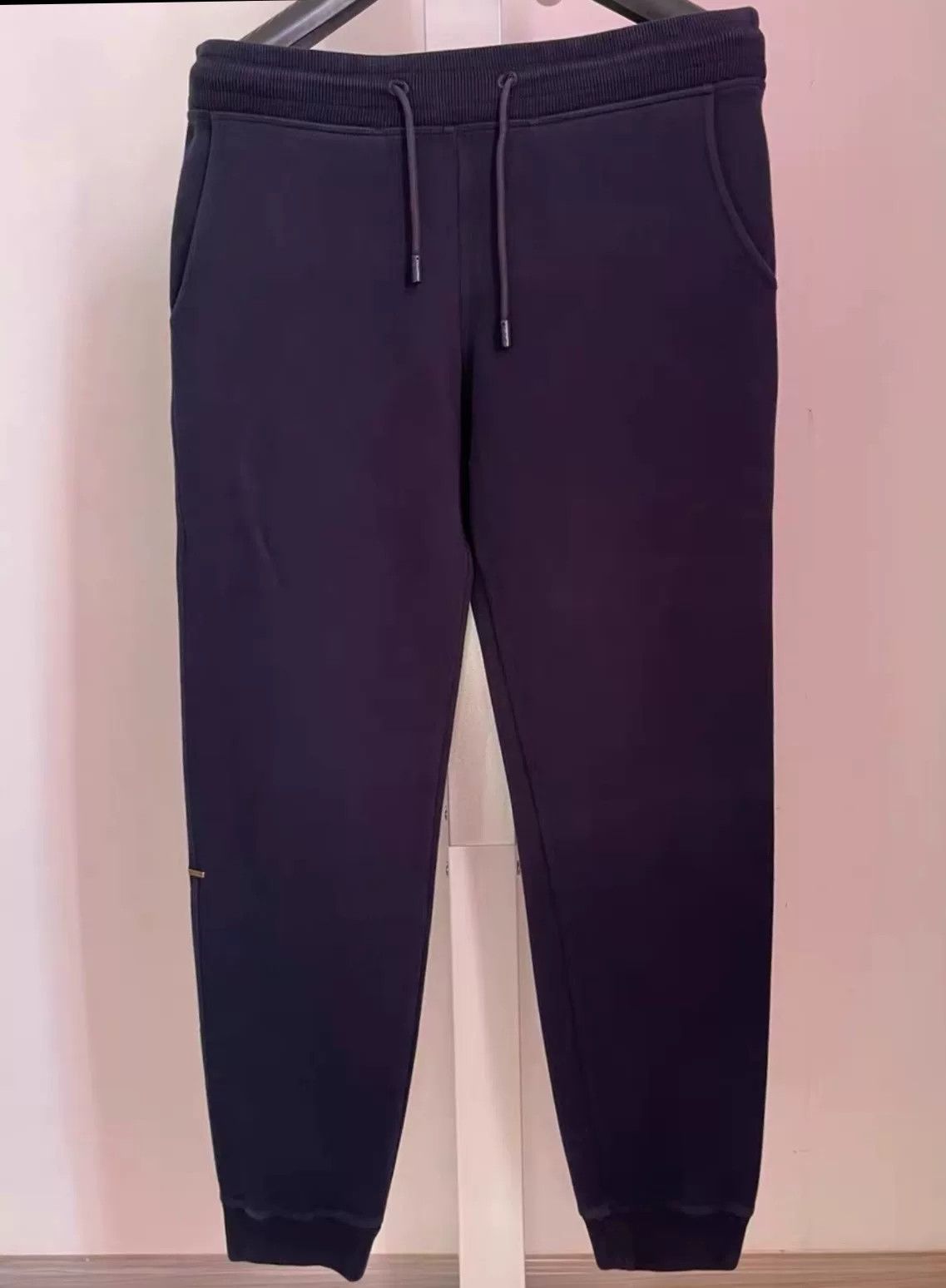 Louis Vuitton Louis Vuitton Sweatpants with Metal Logo Size US 26 / EU 42 - 1 Thumbnail