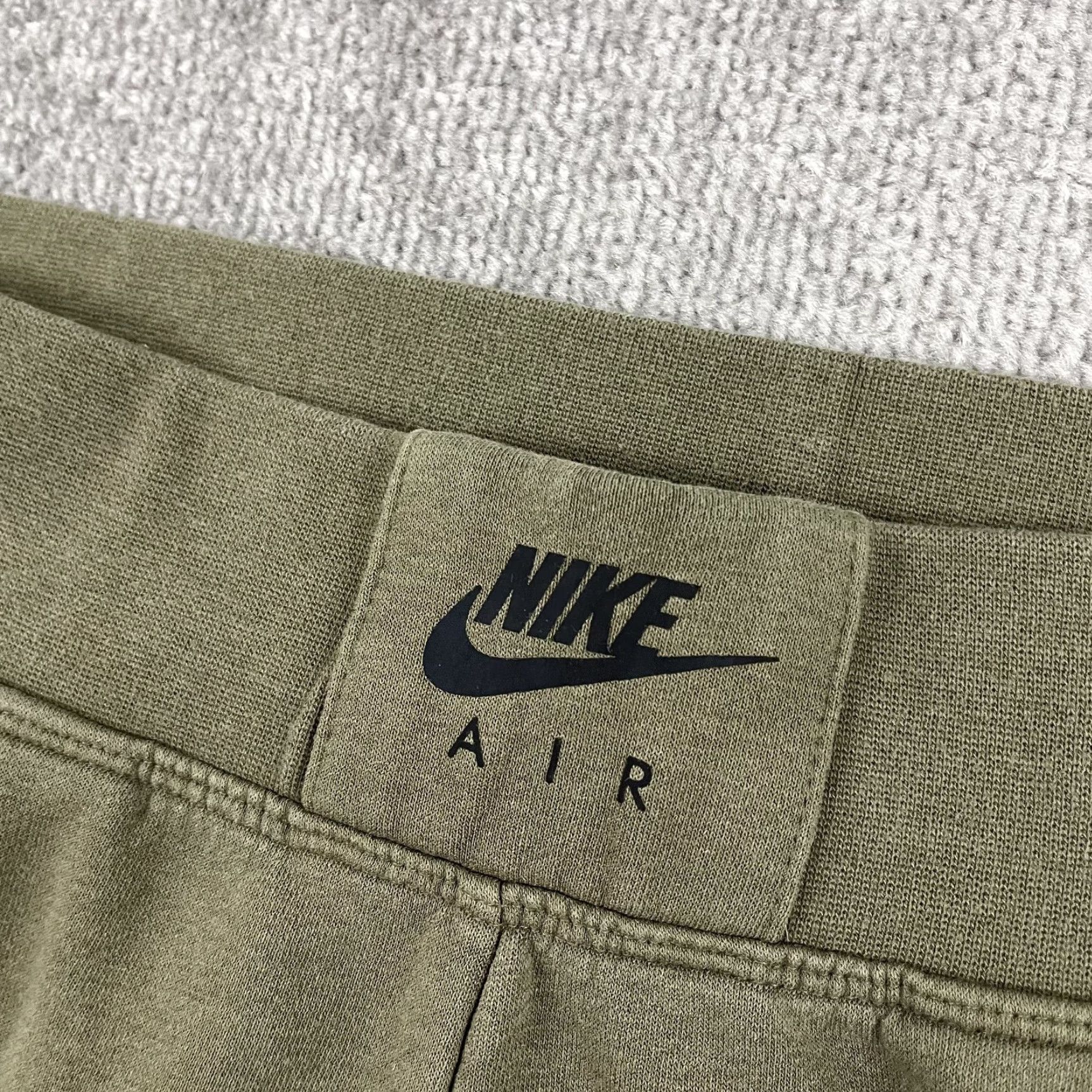 Nike VINTAGE Nike Air Sportswear Fleece Joggers Women Large / 26" Green Gray Black Sweatpants Size 36" / US 14 / IT 50 - 2 Thumbnail