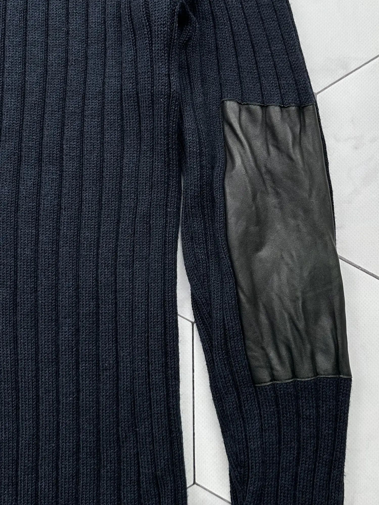 Salvatore Ferragamo Salvatore Ferragamo Vintage Wool Sweater (B290) Size US M / EU 48-50 / 2 - 11 Thumbnail