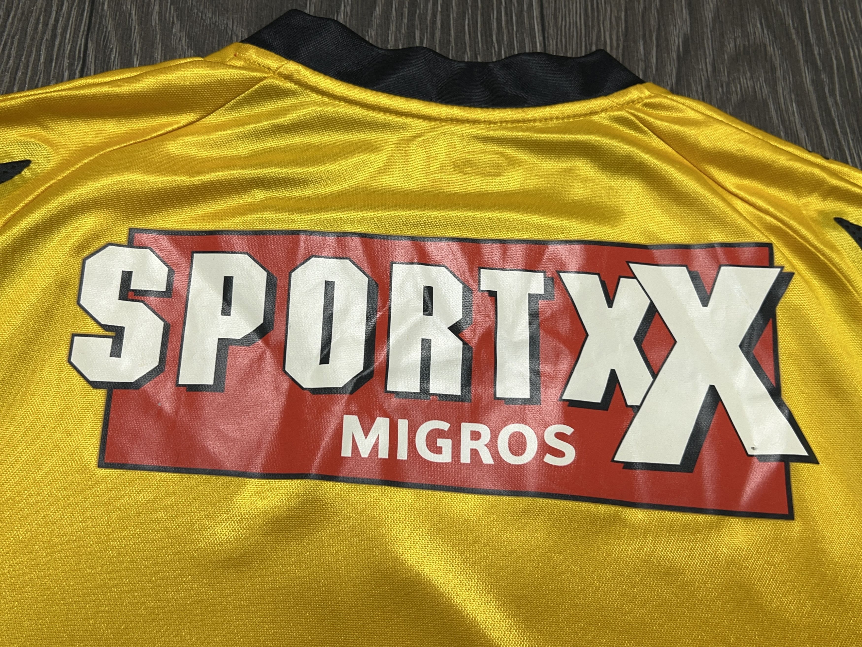 Puma BSC Young Boys 2007 2008 Football Soccer Shirt Jersey Size L Size US L / EU 52-54 / 3 - 12 Thumbnail