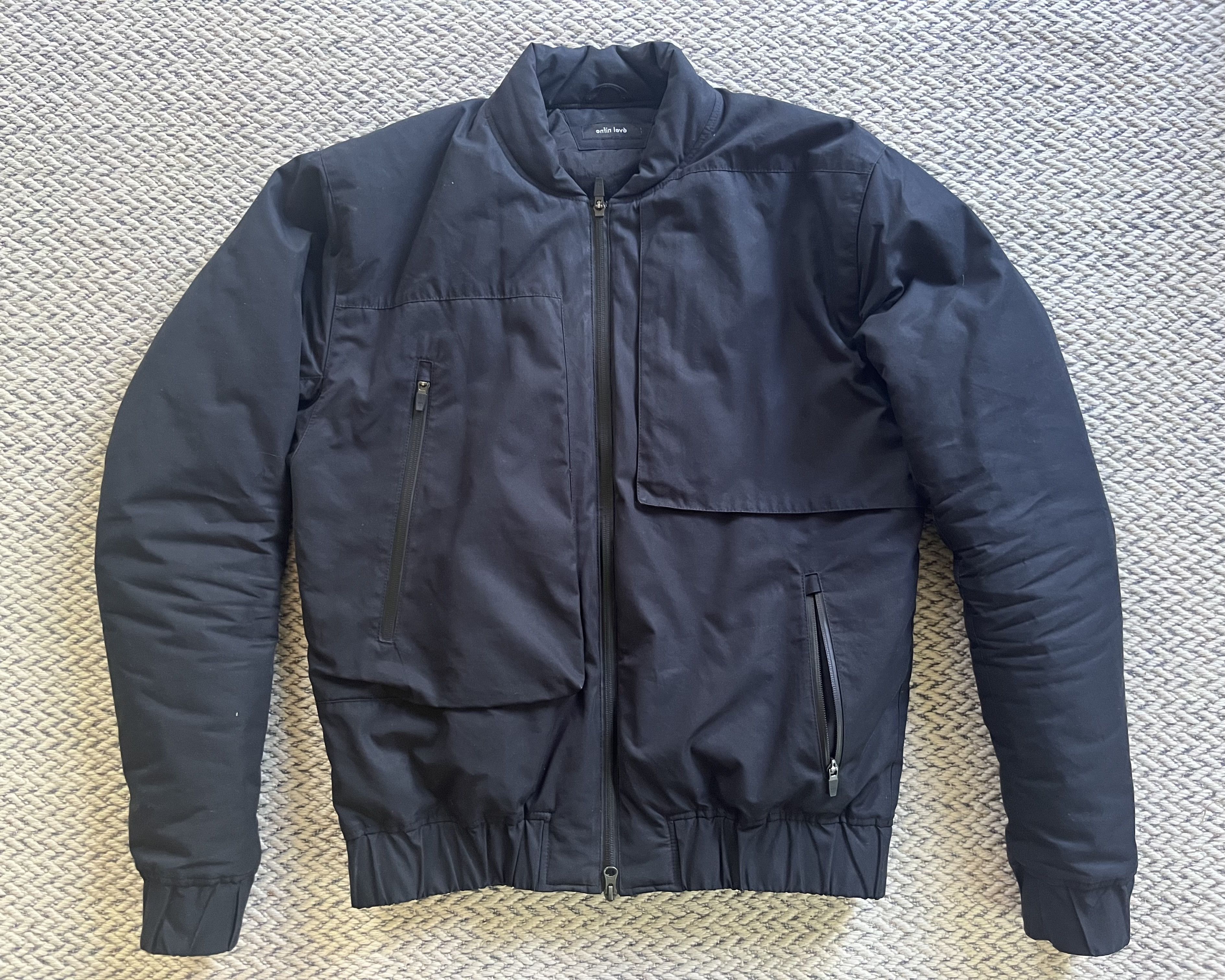 image of Enfin Leve Esekita Bomber in Black, Men's (Size Large)