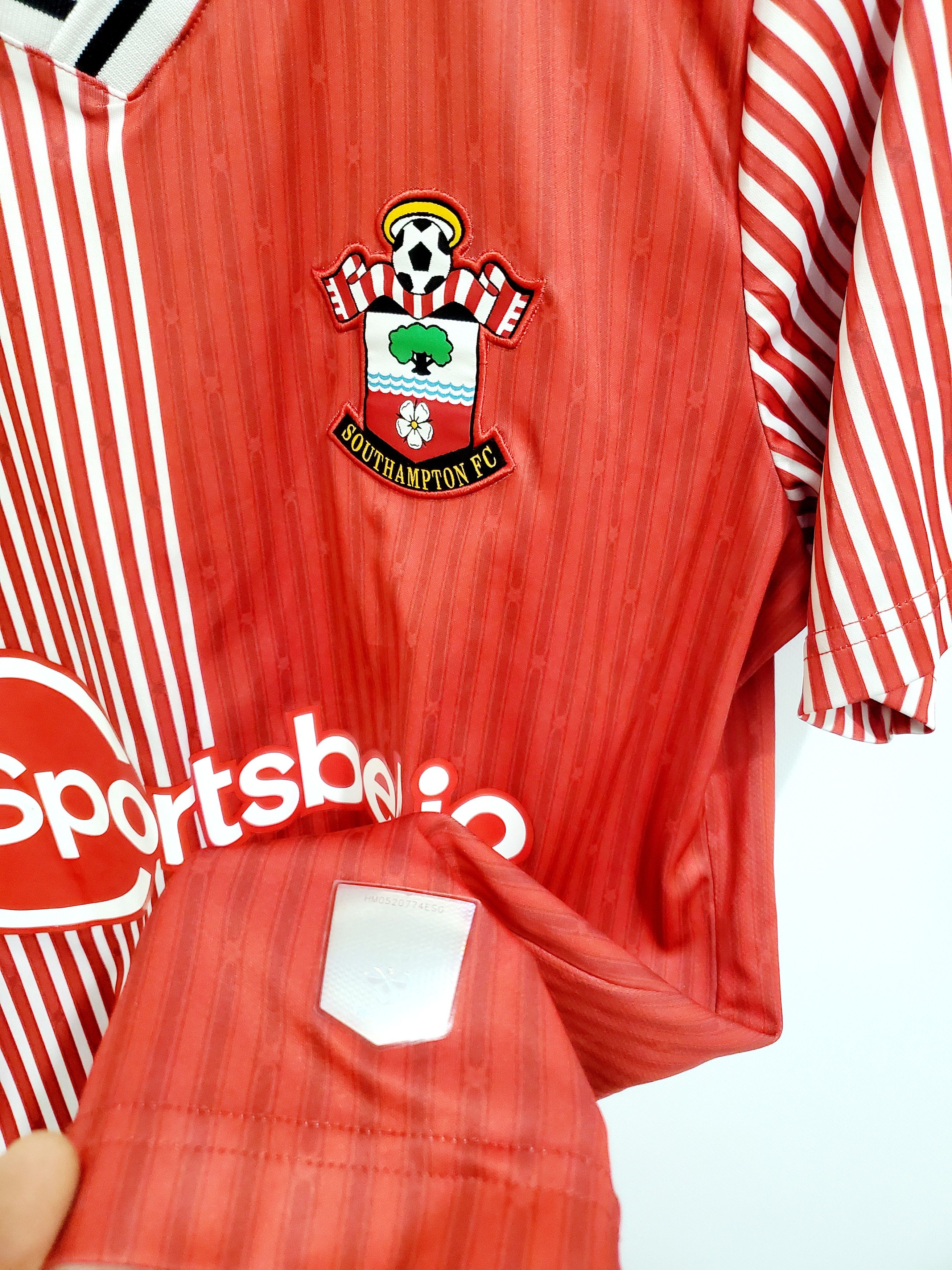 Hummel Southampton 2022-23 jersey #16 Smallbone perfect condition S Size US S / EU 44-46 / 1 - 4 Thumbnail