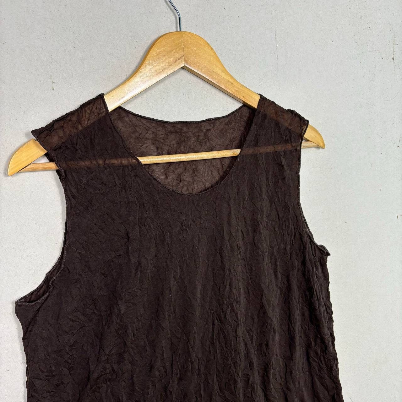 Issey Miyake VINTAGE ISSEY MIYAKE MESH CRINKLE TANK TOP M BROWN Y2K Size M / US 6-8 / IT 42-44 - 3 Thumbnail