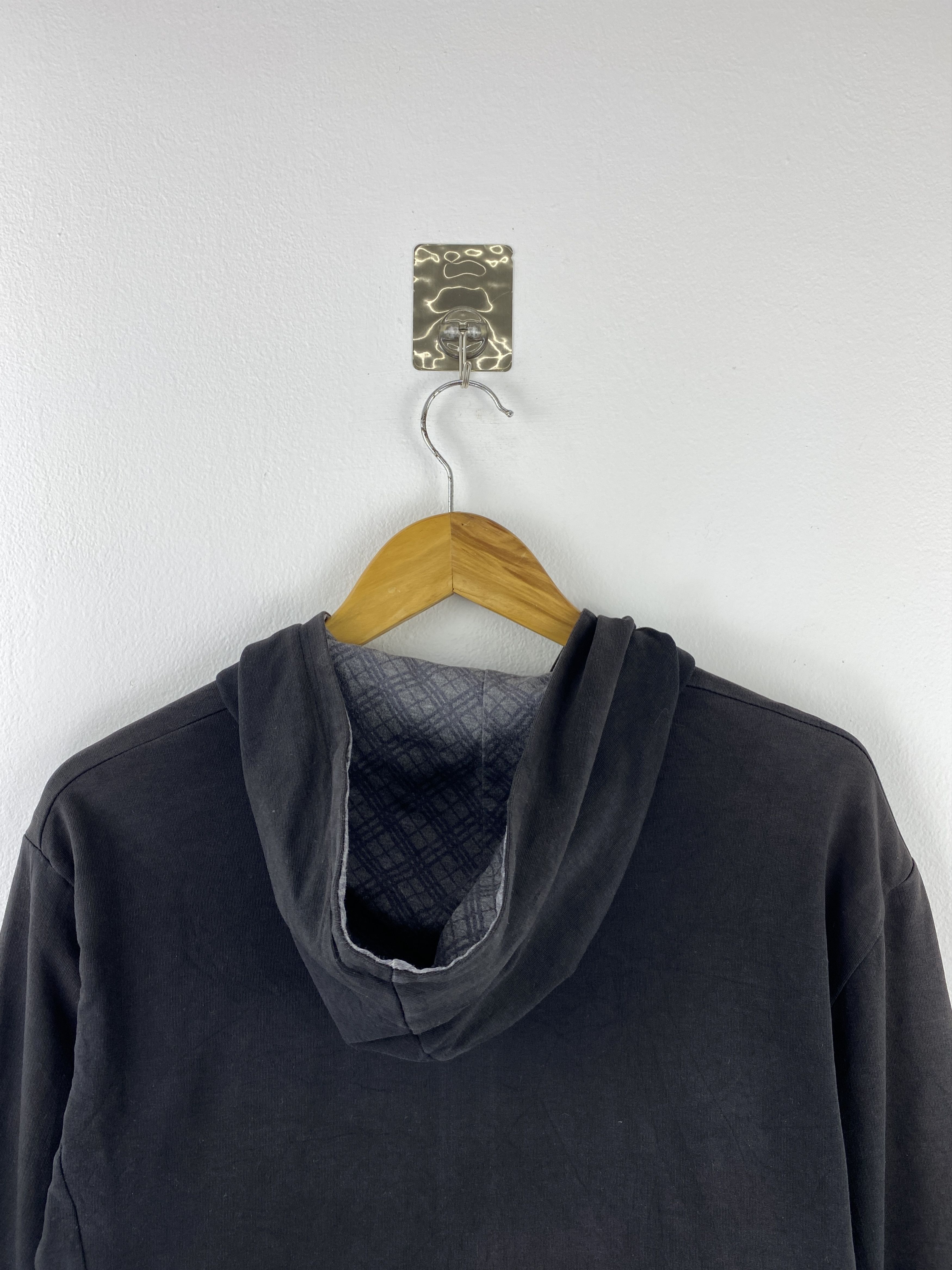 Burberry Vintage Burberry Reversible Zipper Up Hoodie SH0449 Size US L / EU 52-54 / 3 - 12 Thumbnail