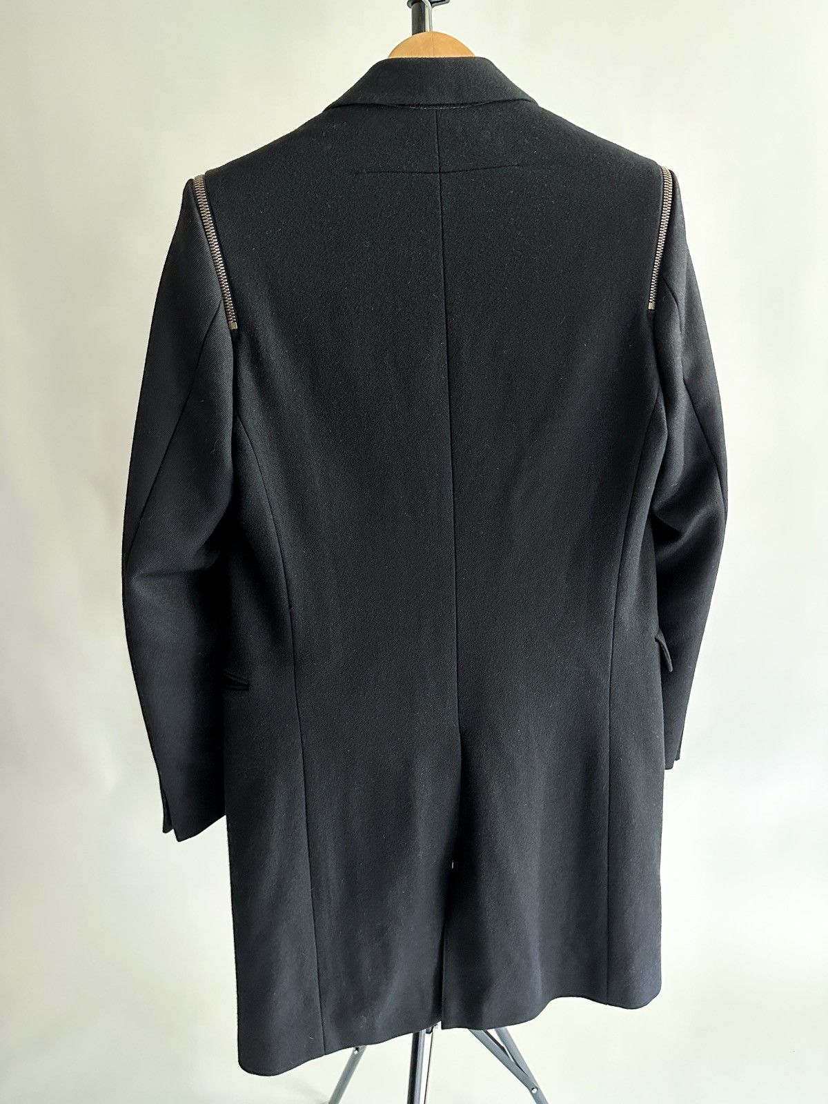 Givenchy Givenchy Zipped Shoulder Wool Coat Size US M / EU 48-50 / 2 - 2 Thumbnail