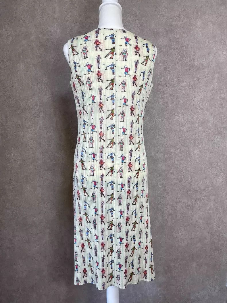 Issey Miyake Issey Miyake size:2 White sports figure pleated dress Size XS / US 0-2 / IT 36-38 - 3 Thumbnail