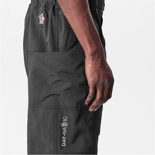 Moncler Cargo Shorts Size US 28 / EU 44 - 5 Thumbnail