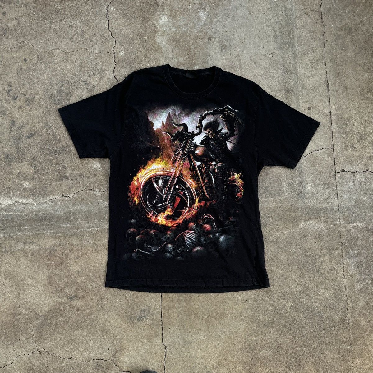 Other Vintage Spiral Skull Rider T-Shirt Size US XL / EU 56 / 4 - 1 Thumbnail