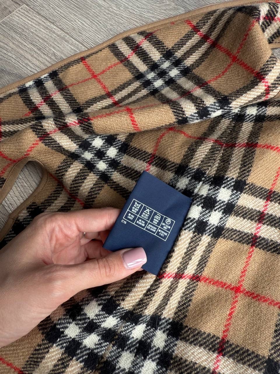 Burberry Burberry Lining Size M / US 6-8 / IT 42-44 - 11 Thumbnail