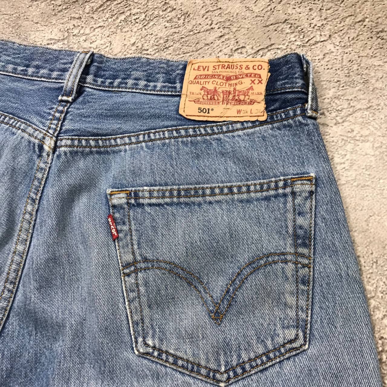 Vintage Vintage Levis Distressed Shorts Y2K Grunge Thrashed Boxy 34 Size US 34 / EU 50 - 4 Thumbnail