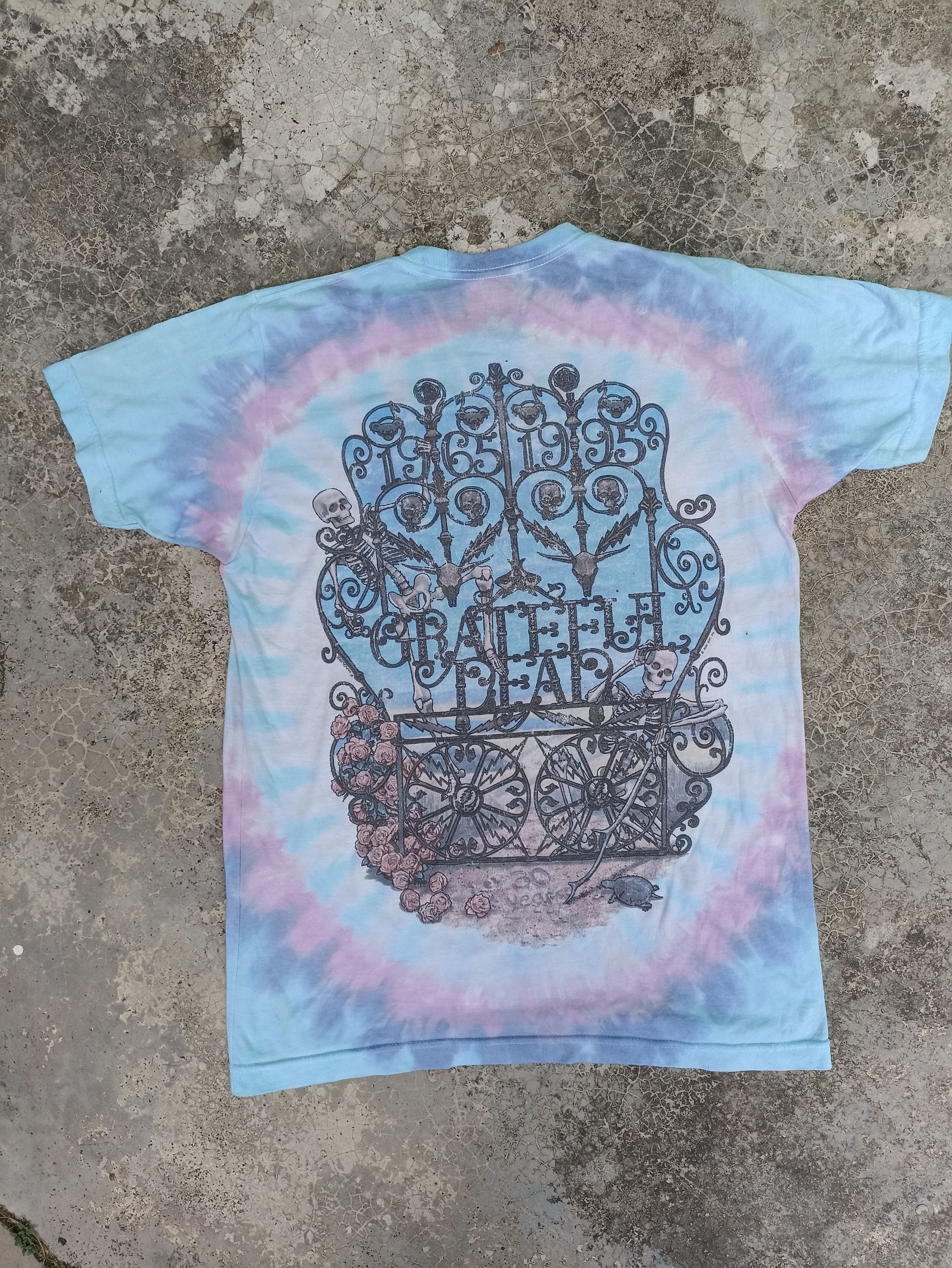 Grateful Dead Vintage y2k Vintage Grateful Dead t shirt band tees 2001 Size US M / EU 48-50 / 2 - 4 Thumbnail